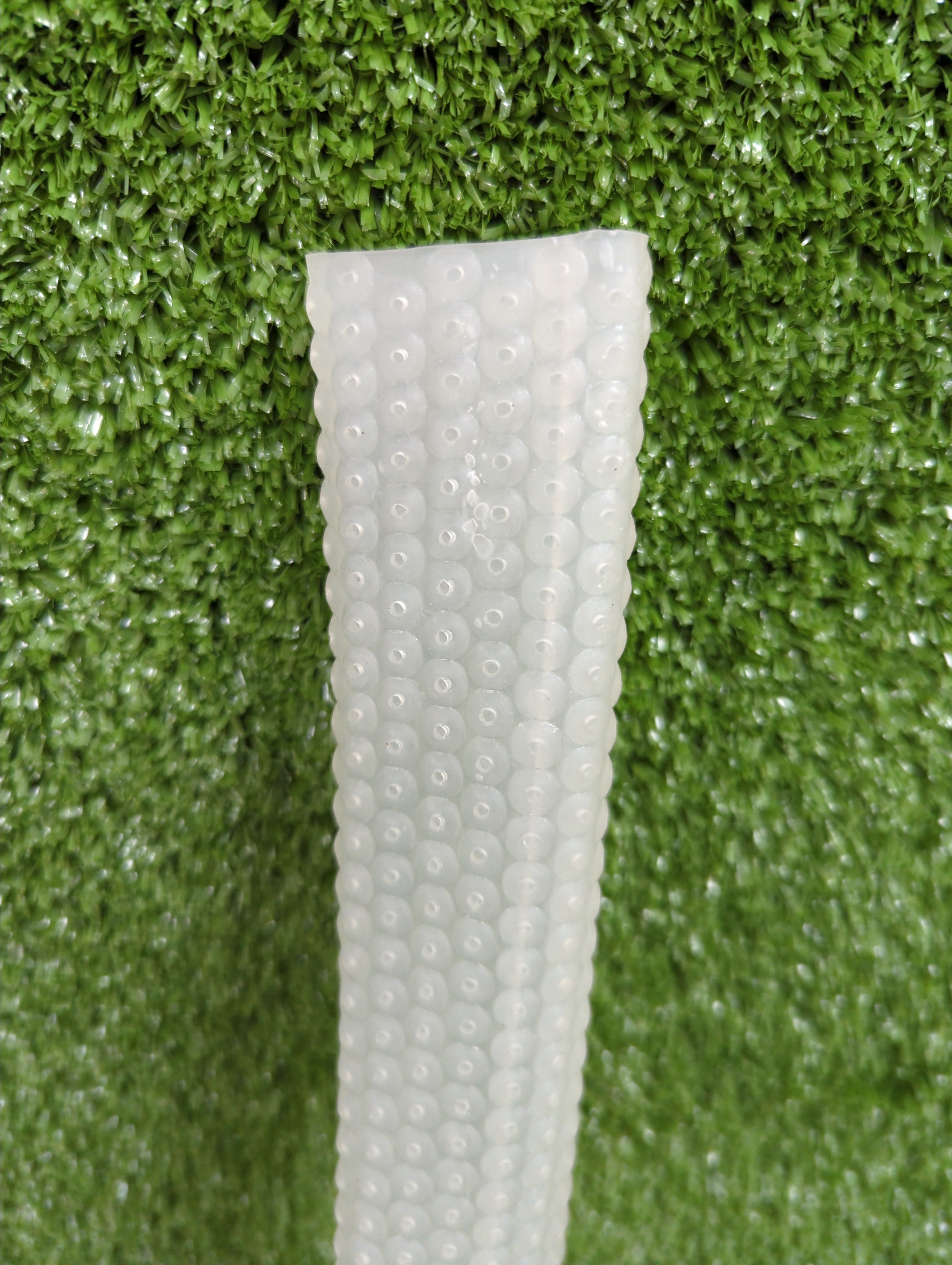 Raydn Bubble Silicone Cricket Grip