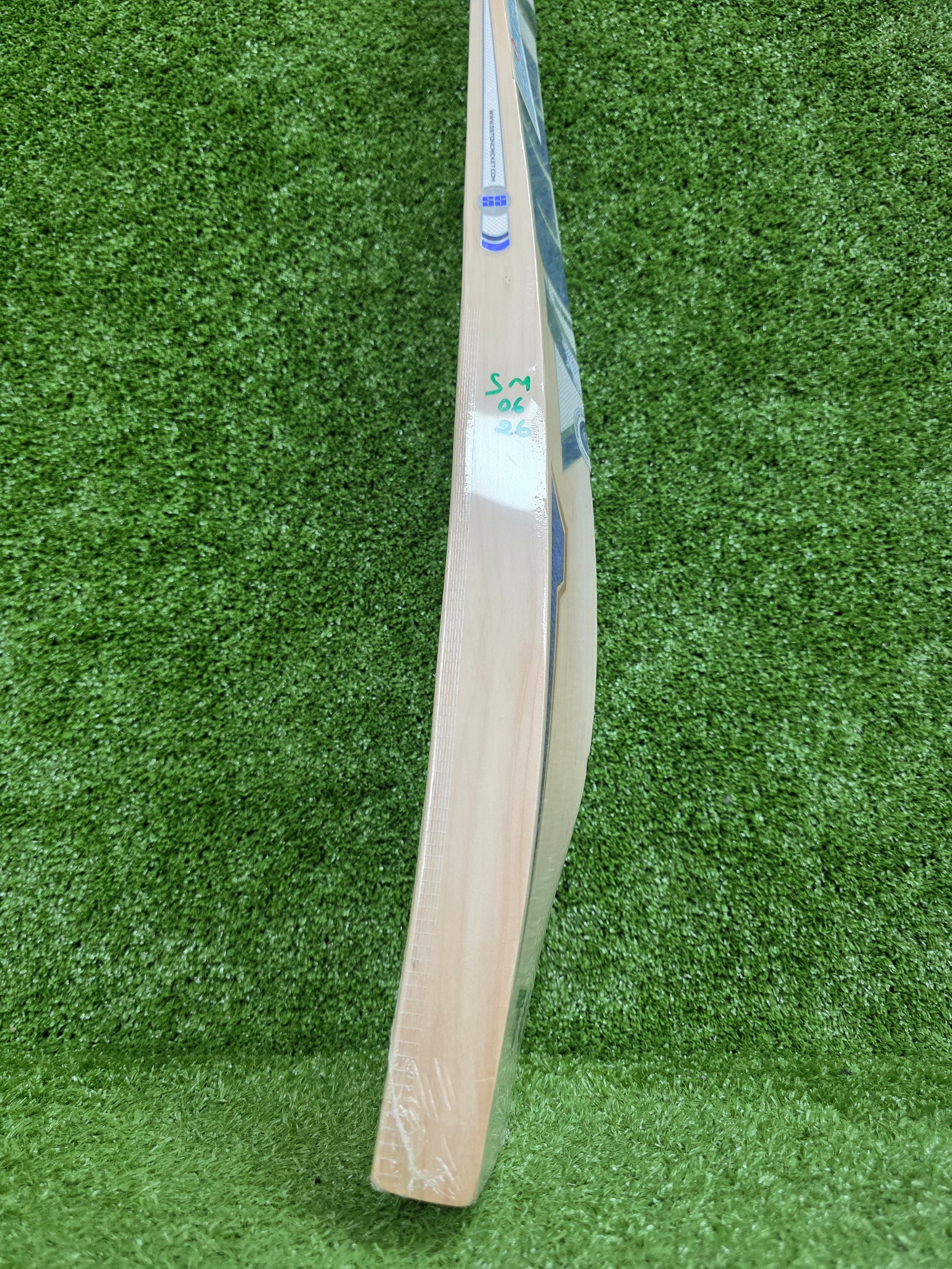 SS Sky Players Kashmir Willow Cricket Bat SS