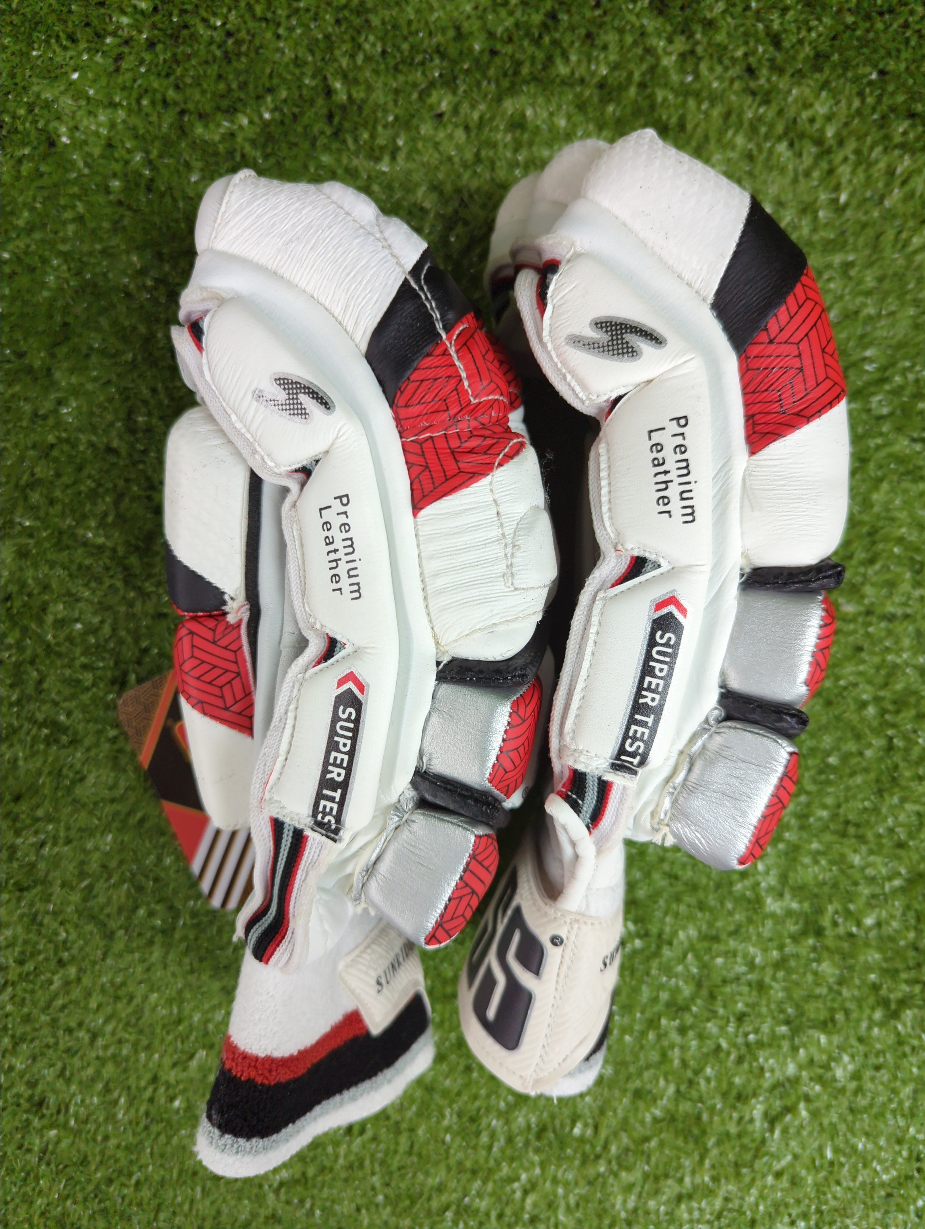 SS Super Test Junior / Youth Cricket Batting Gloves