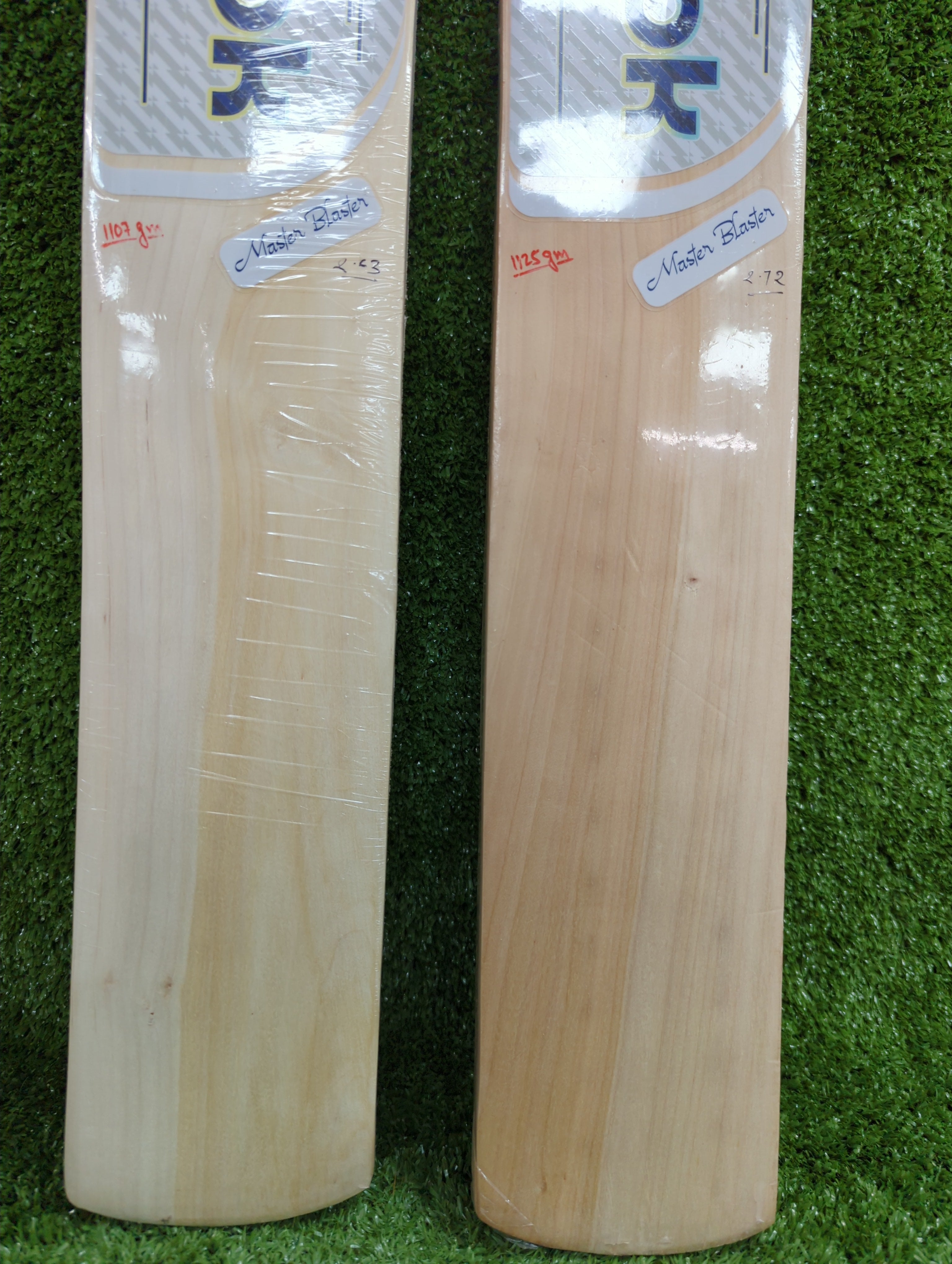 Reebok Master Blaster Kashmir Willow Cricket Bat