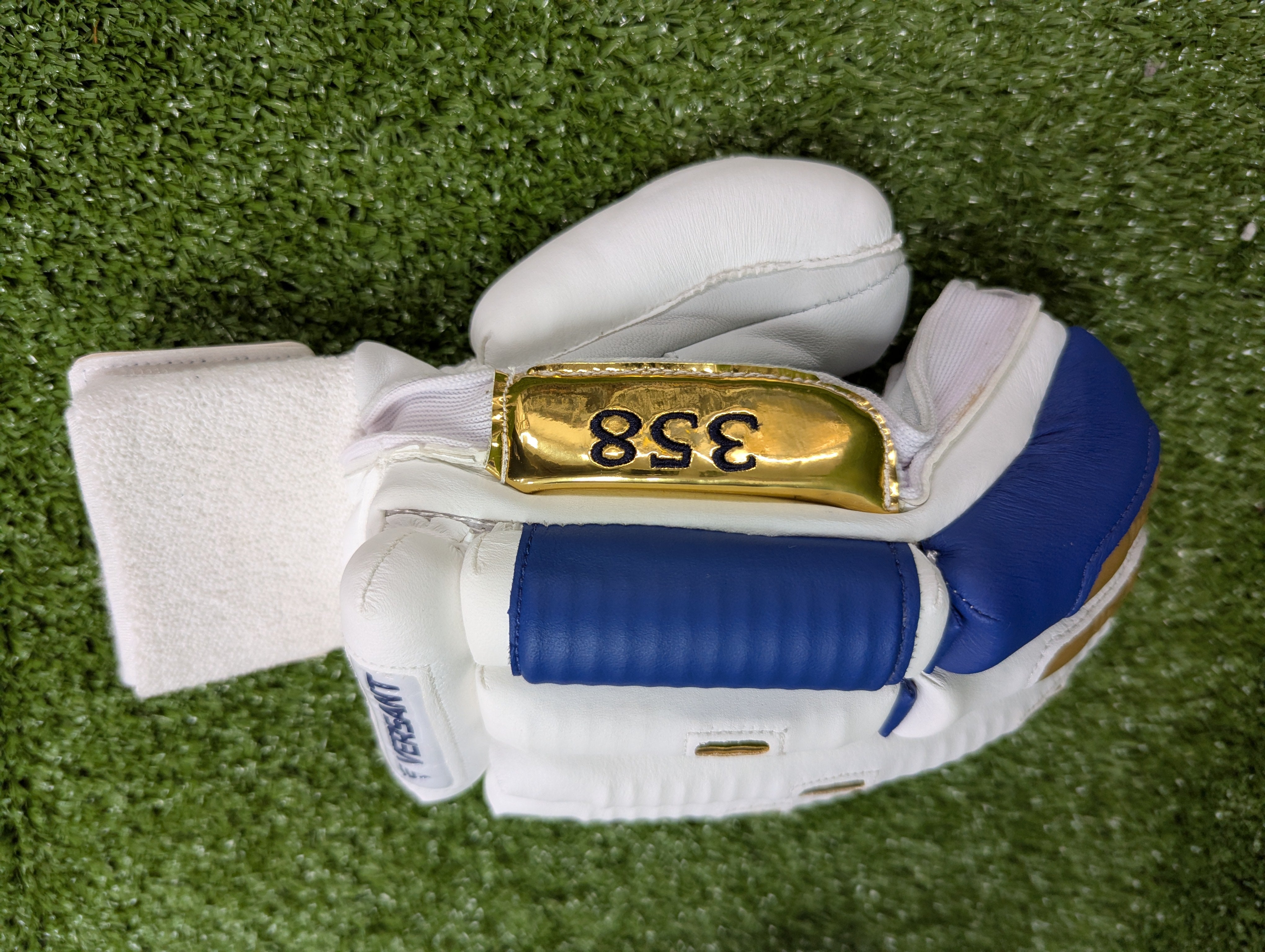 Versant Showman Glory (Shubman Gill) Cricket Batting Gloves Versant