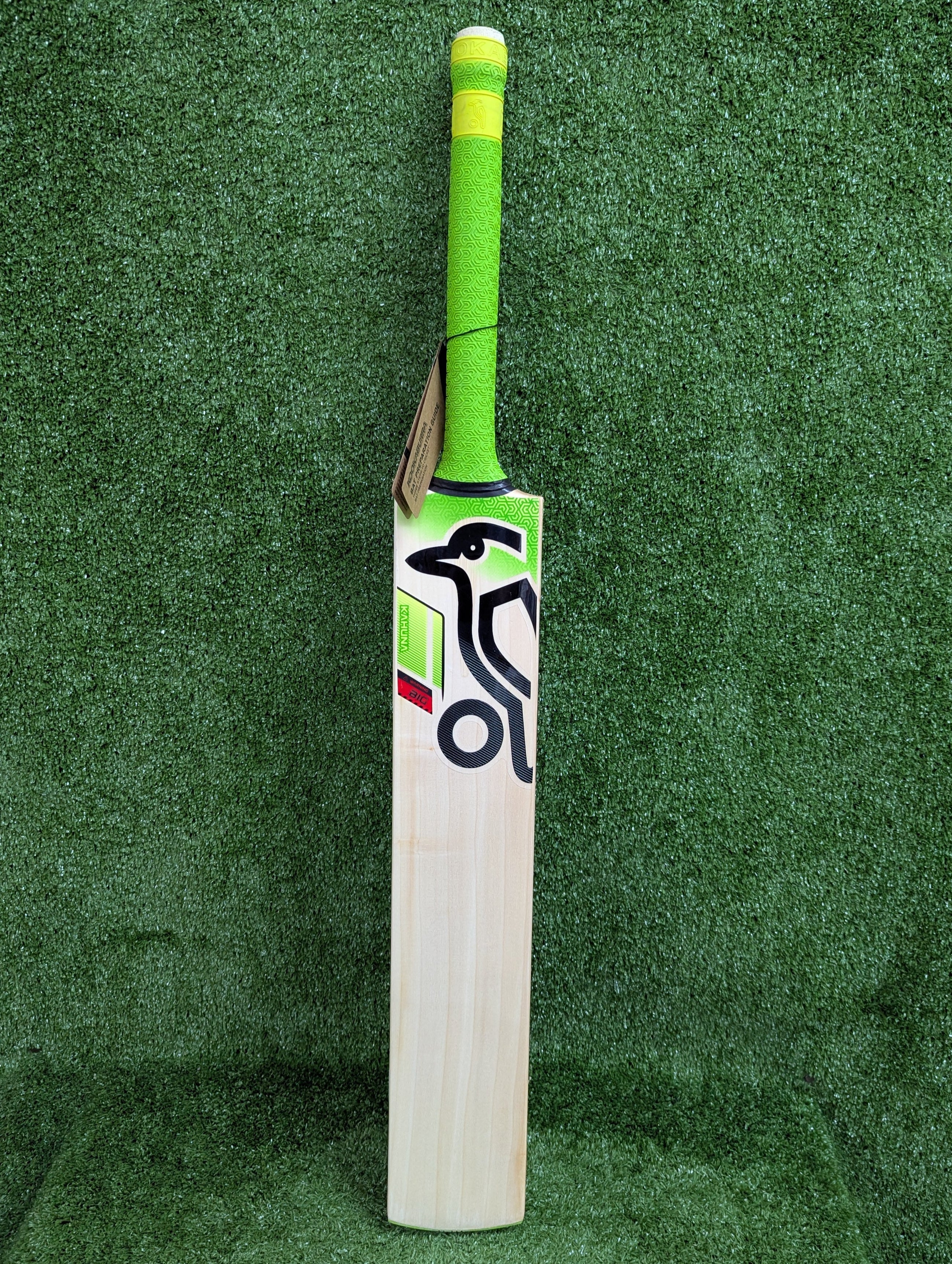 Kookaburra Big Kahuna English Willow Cricket Bat