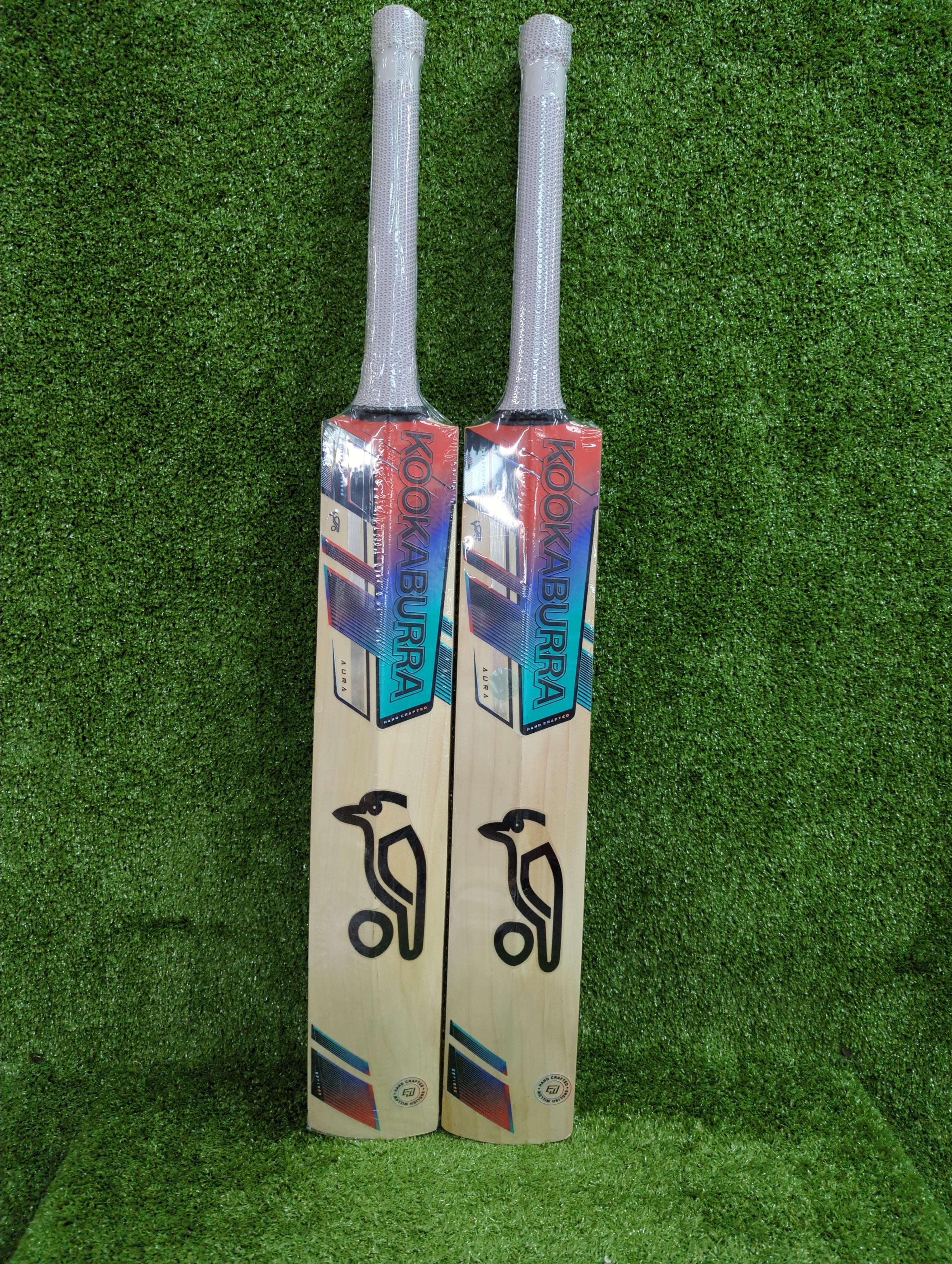 Kookaburra Aura Pro 2.0 English Willow Cricket Bat