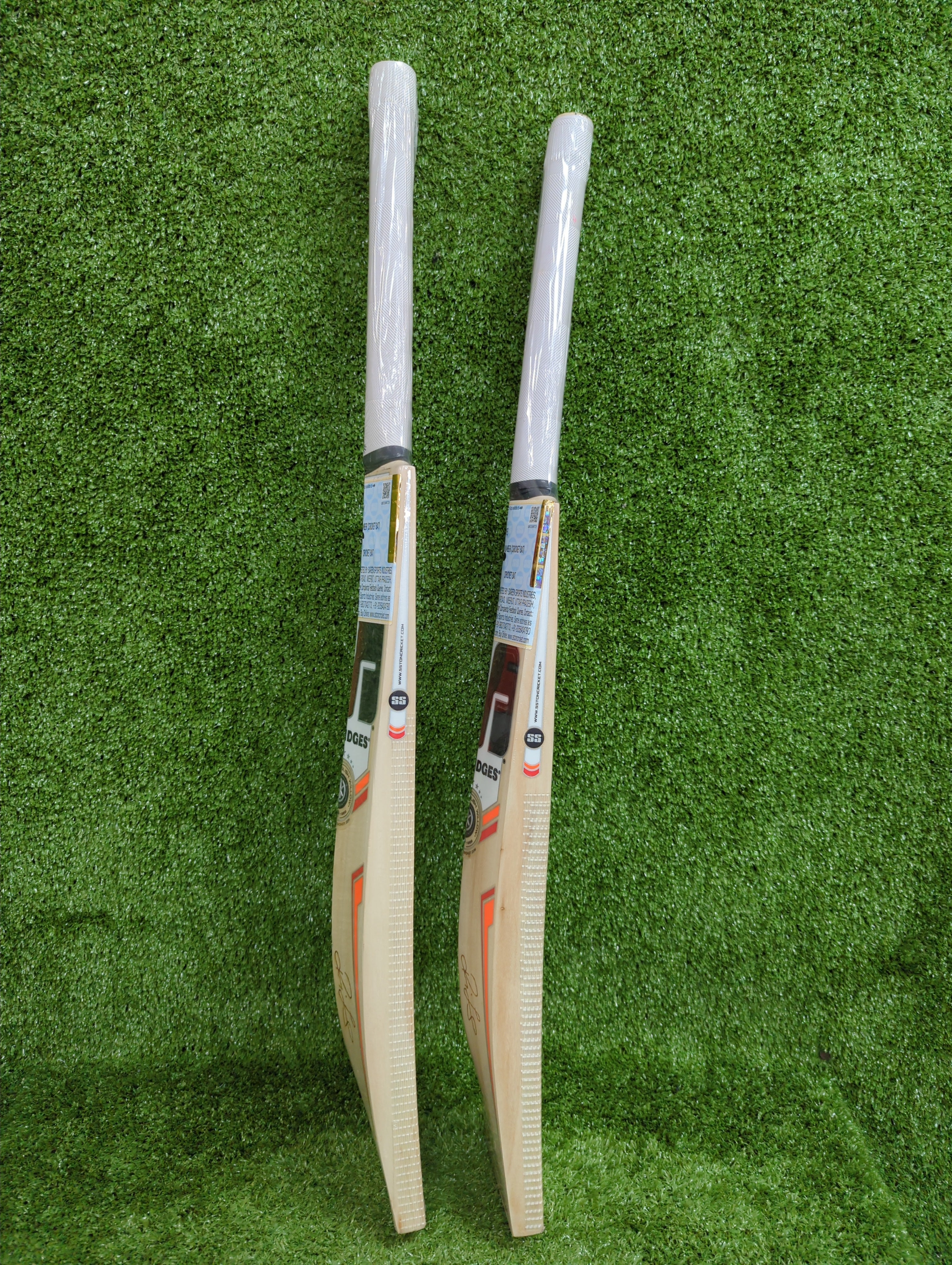 SS Ravindra Jadeja Junior / Youth English Willow Cricket Bat