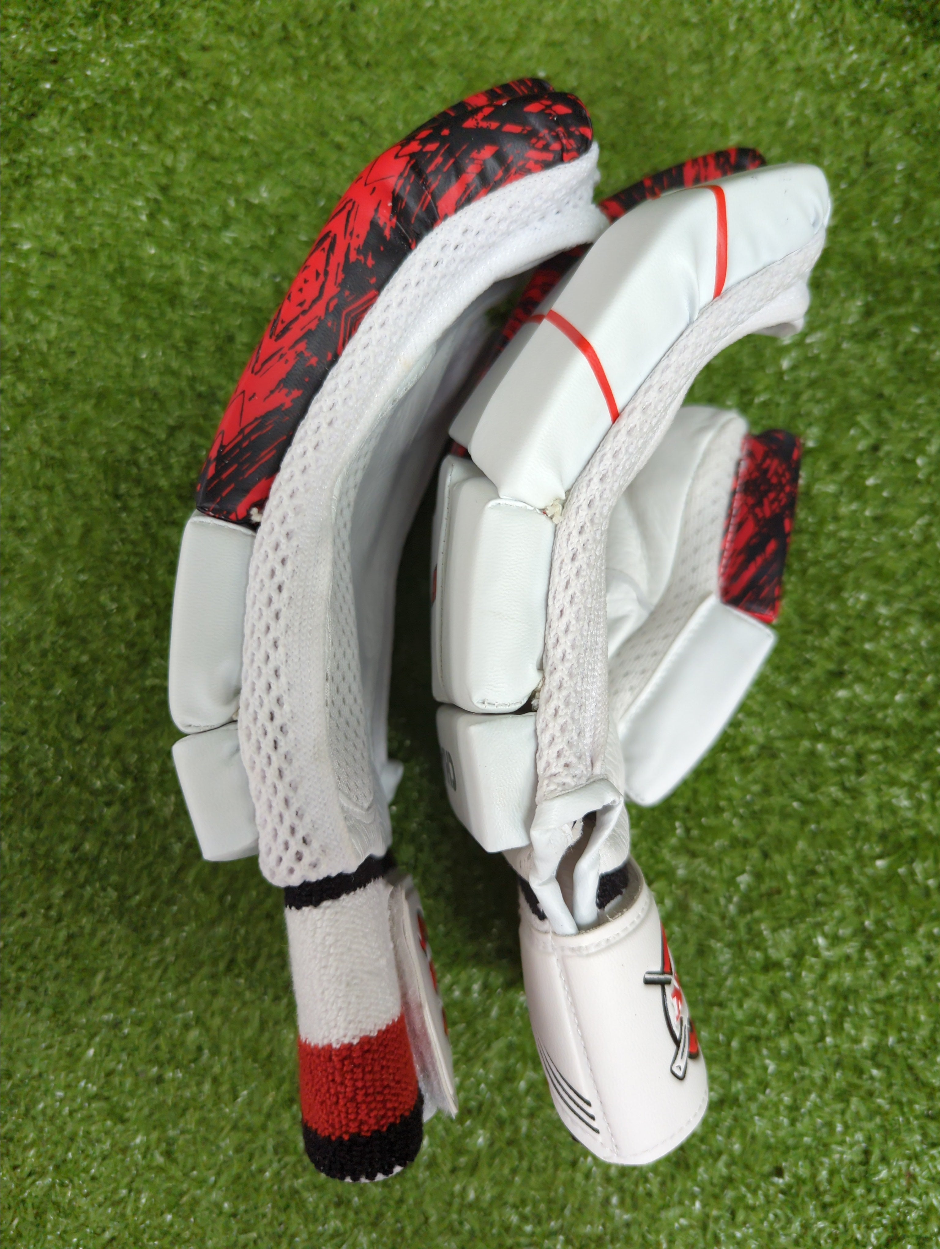 MRF Champ Adult Cricket Batting Gloves