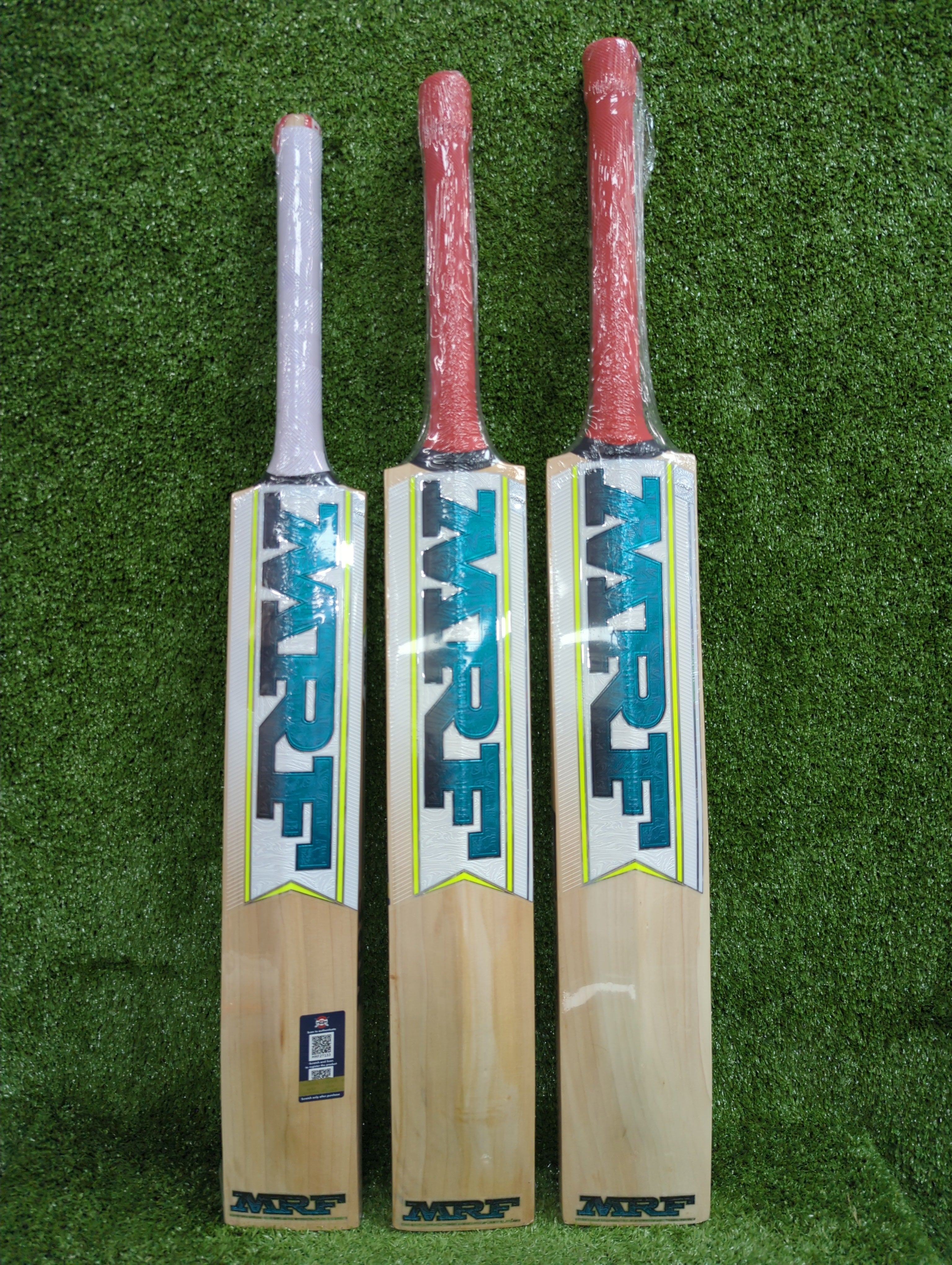 MRF Carnage GILL 77 Junior / Youth English Willow Cricket Bat