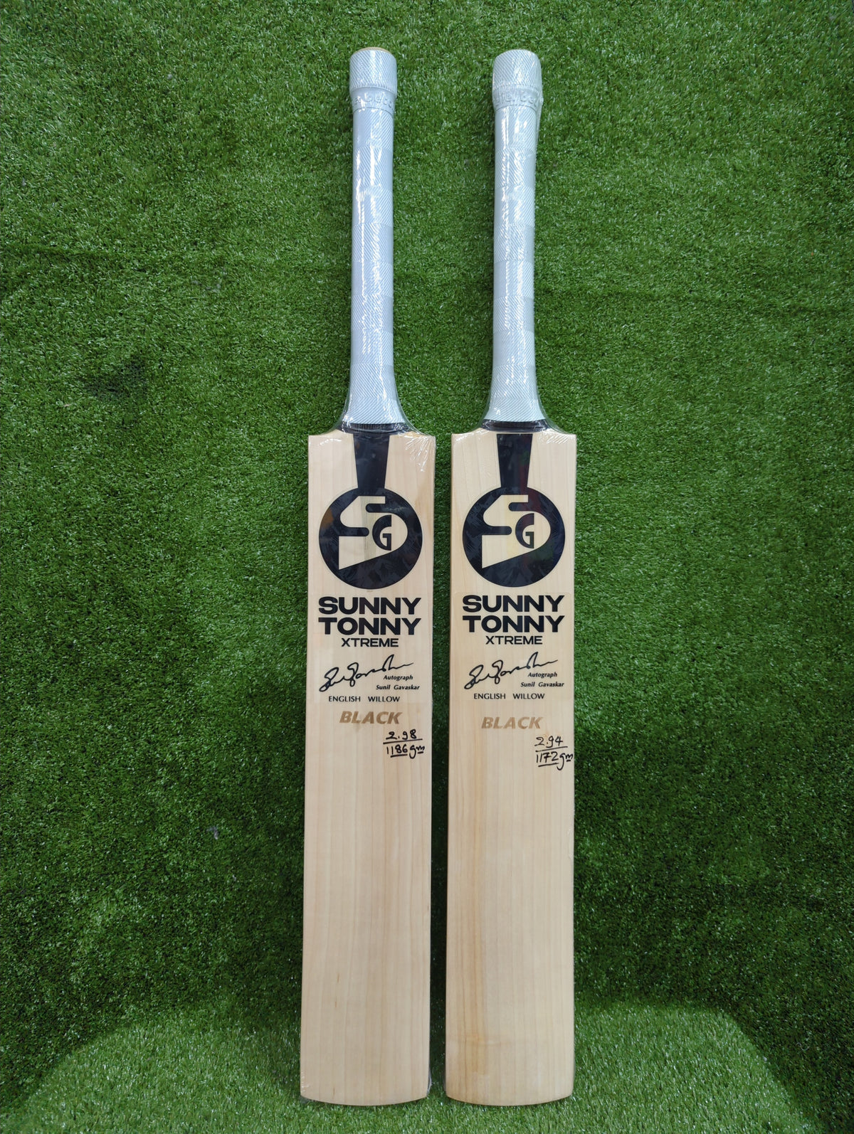 SG Sunny Tonny Xtreme Black Cricket Bat SG