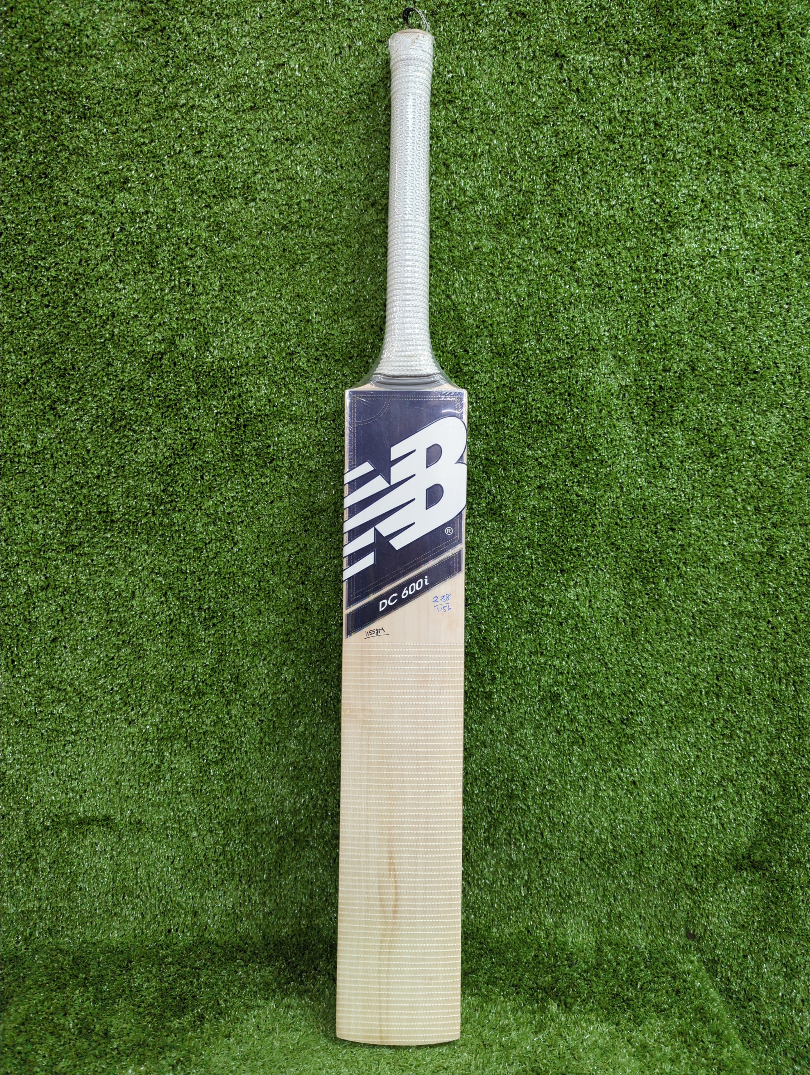 NB DC 600i English Willow Cricket Bat by NB - TopCricketStore
