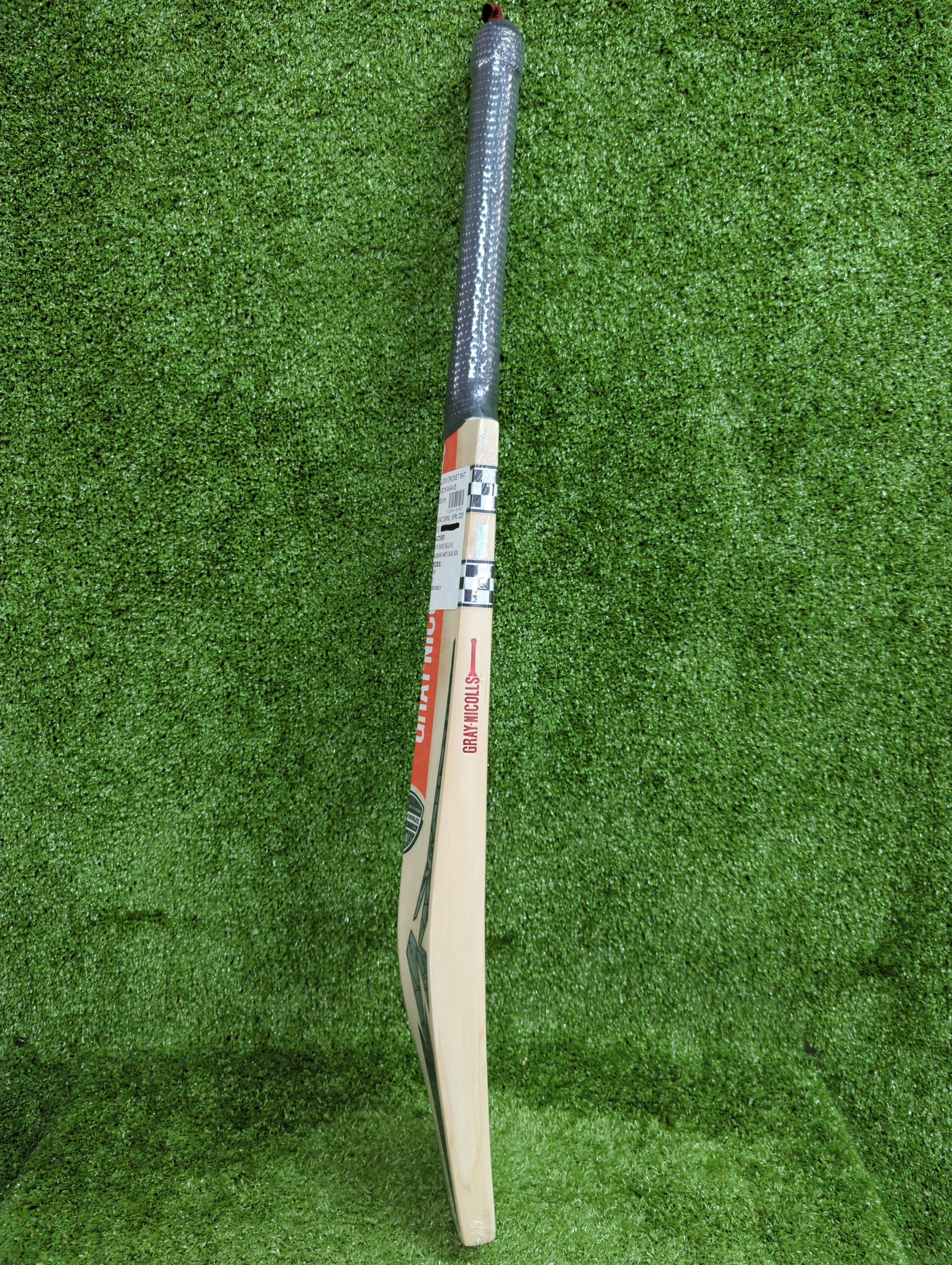 Gray-Nicolls Shockwave 5.5 English Willow Cricket Bat