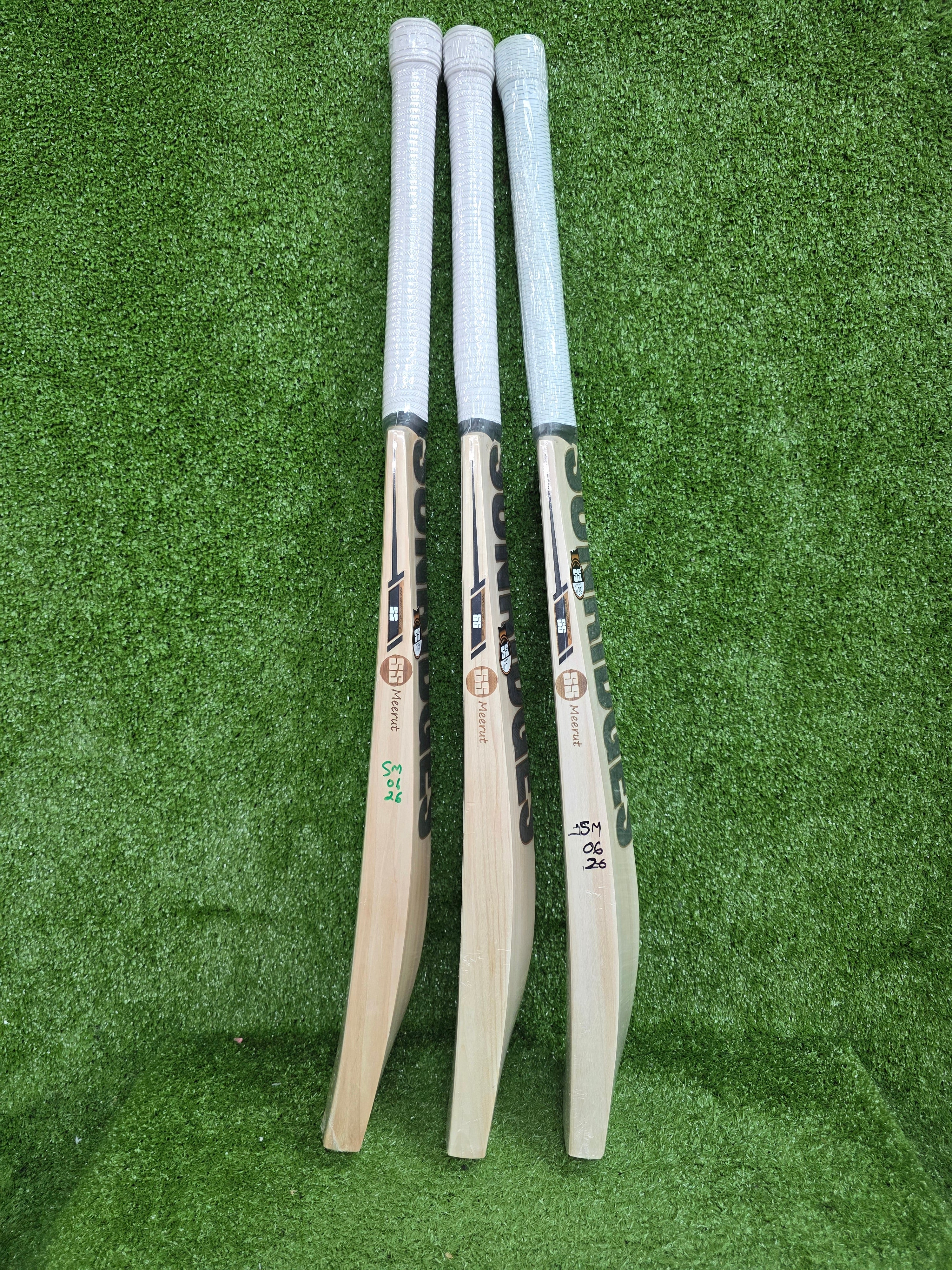SS Retro Classic Grade 2 English Willow Cricket Bat (SH) SS
