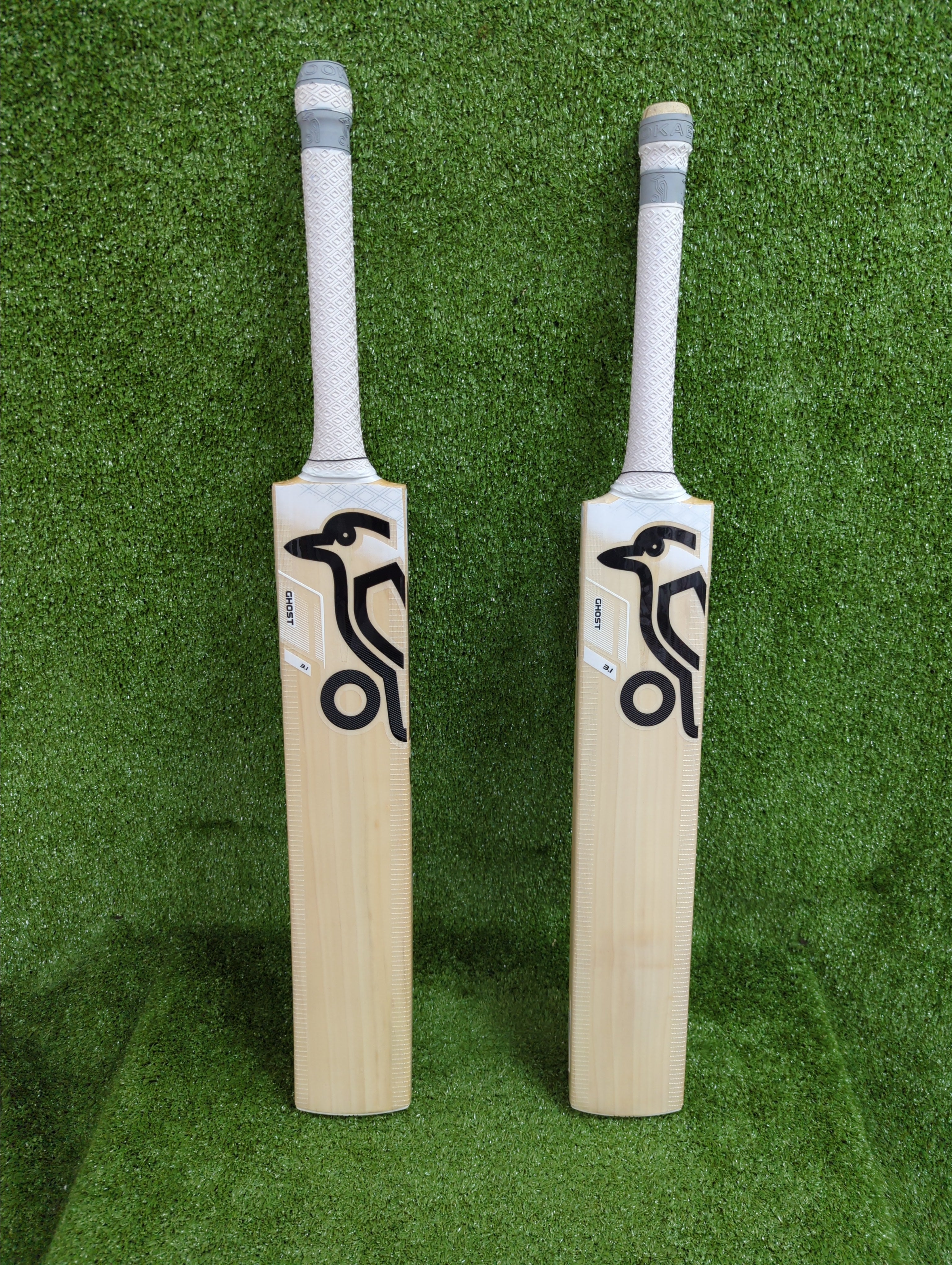 Kookaburra Ghost 3.1 Junior / Youth English Willow Cricket Bat
