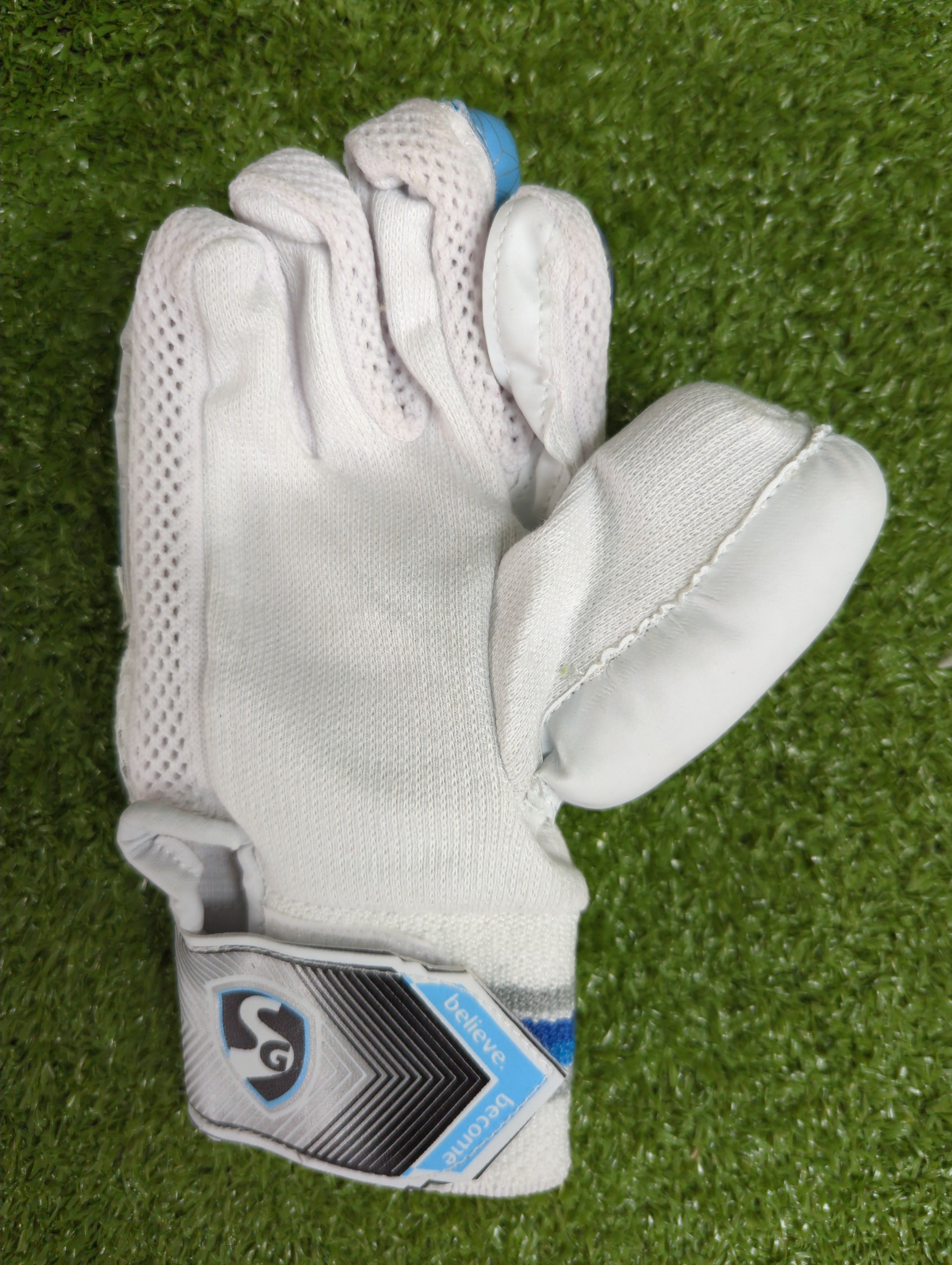 SG Campus Junior / Youth Cricket Batting Gloves