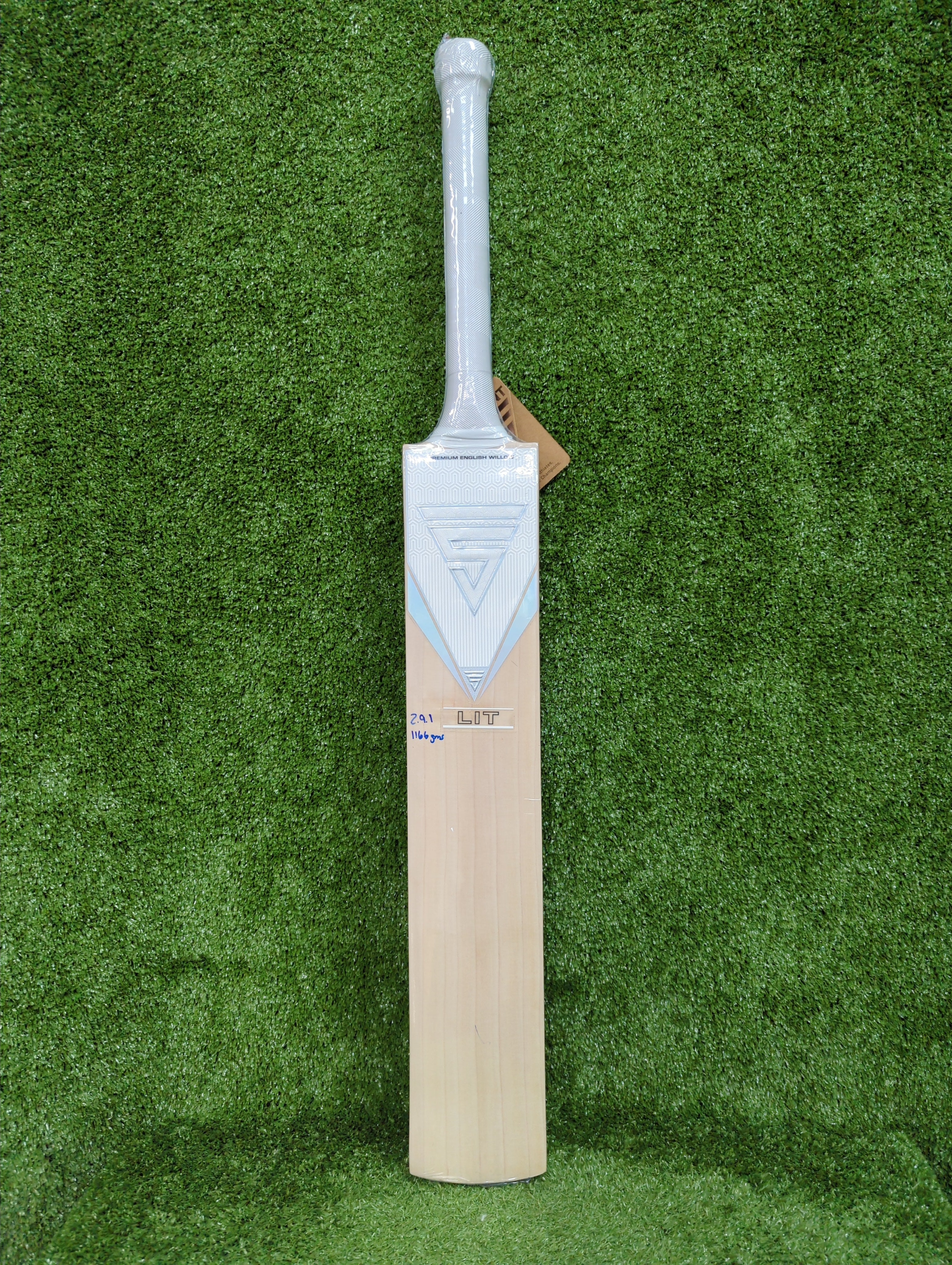 Versant Lit English Willow Cricket Bat - TopCricketStore