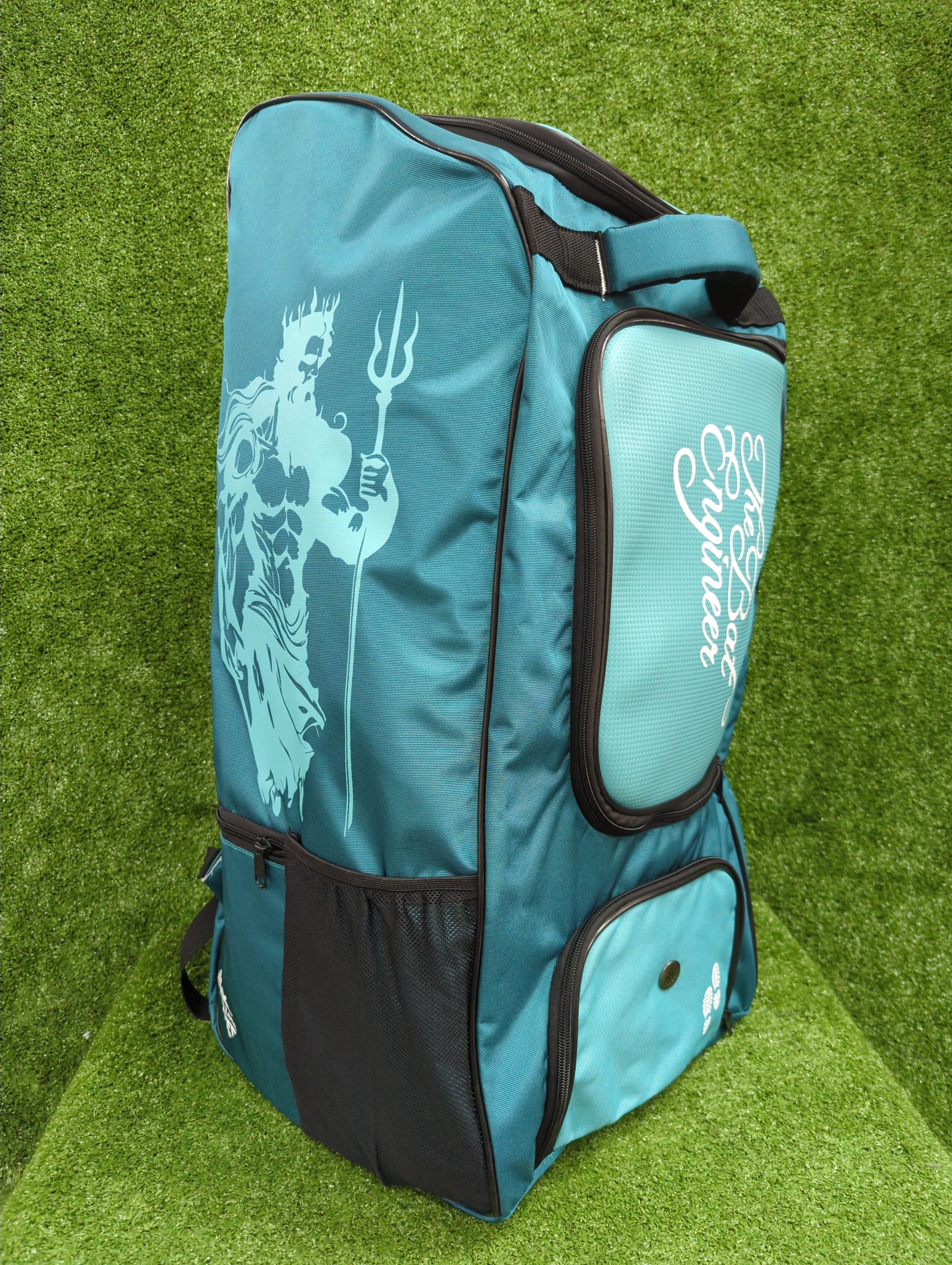 RAYDN Poseidon Cricket Duffle Bag - Premium Stand-Up Kit Backpack