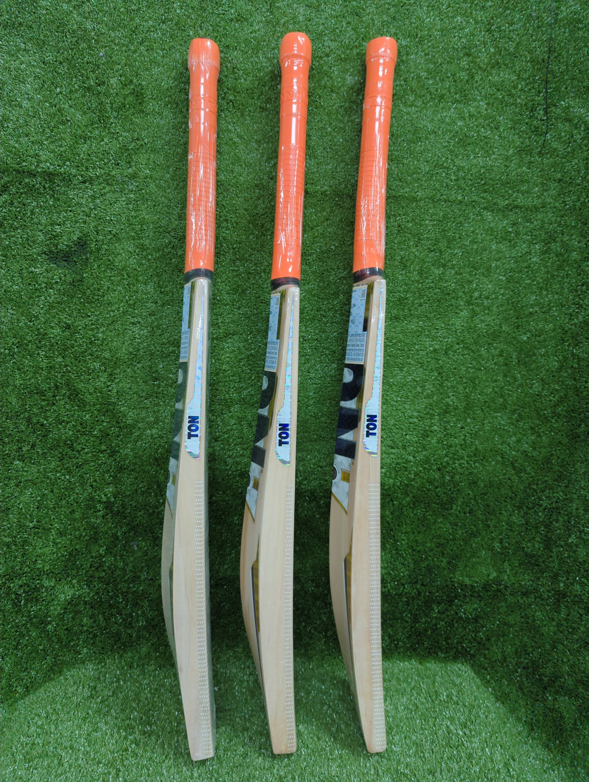 SS TON M.S. Dhoni Thala Legend Kashmir Willow Cricket Bat SS