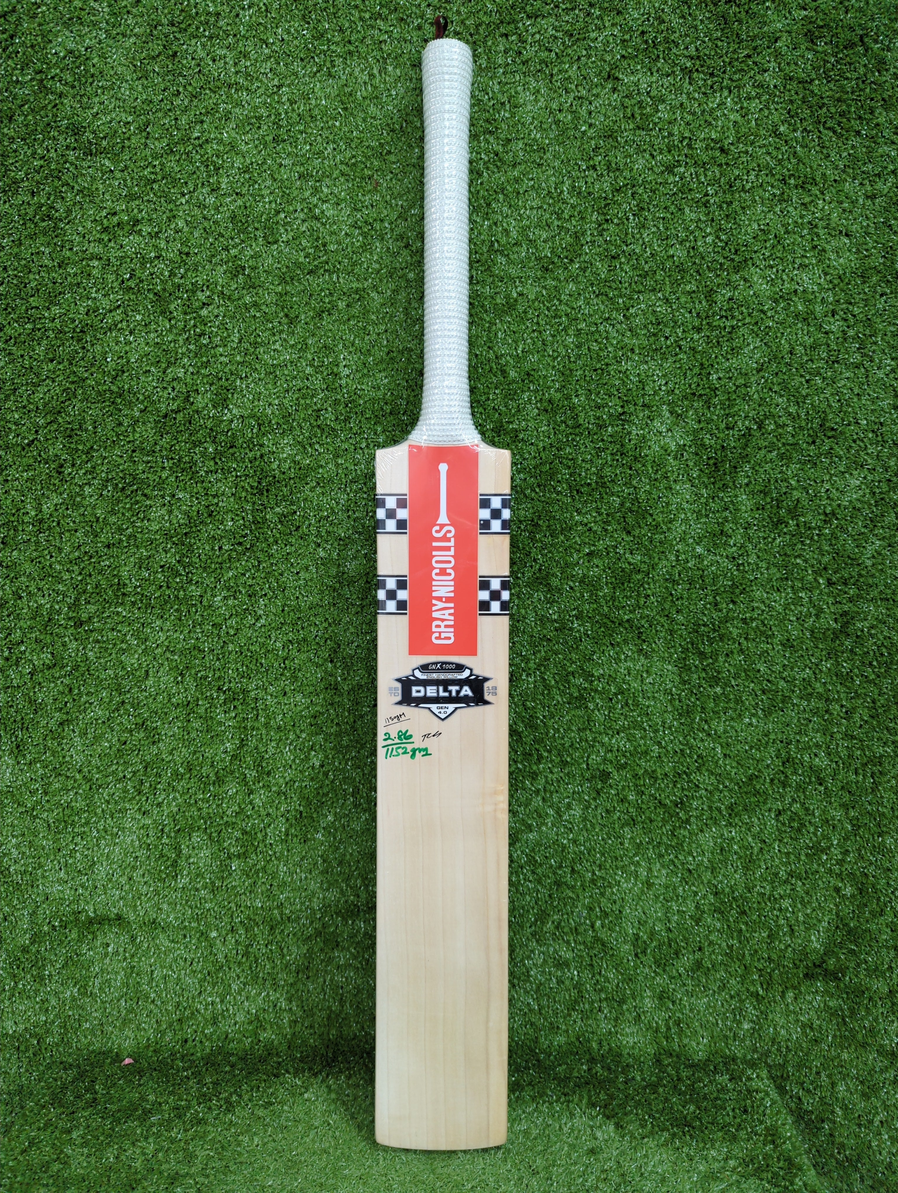 Gray-Nicolls Delta Gen 4.0 GN X 1000 English Willow Cricket Bat GN