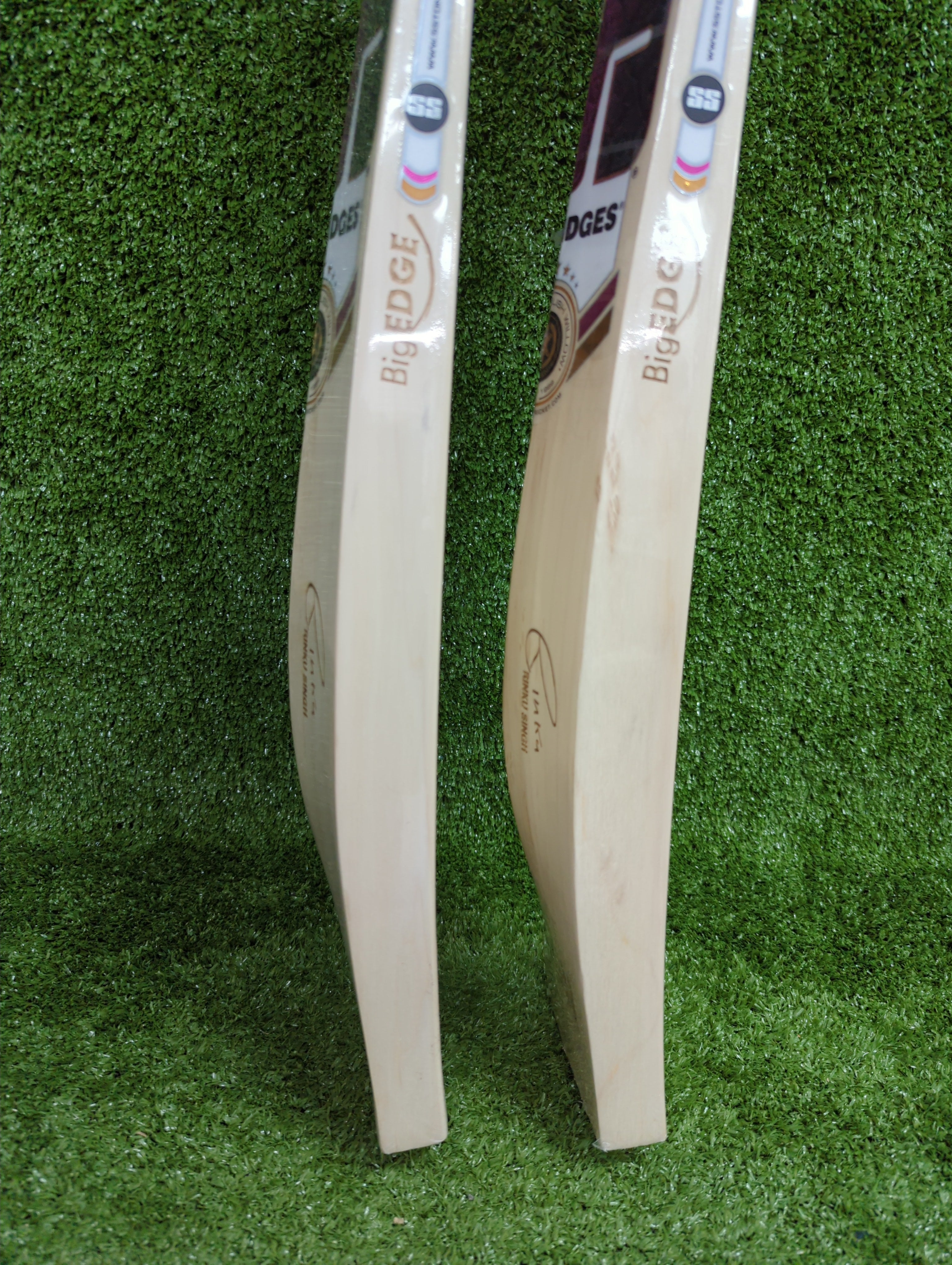 SS Player 2000 English Willow Cricket Bat (Pink Sticker) - Rinku Singh