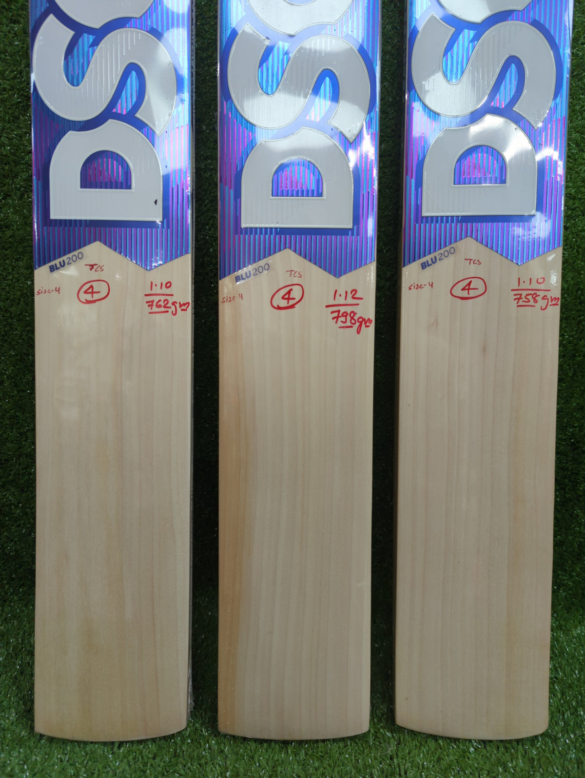 DSC Blu 222 Adult English Willow Cricket Bat DSC