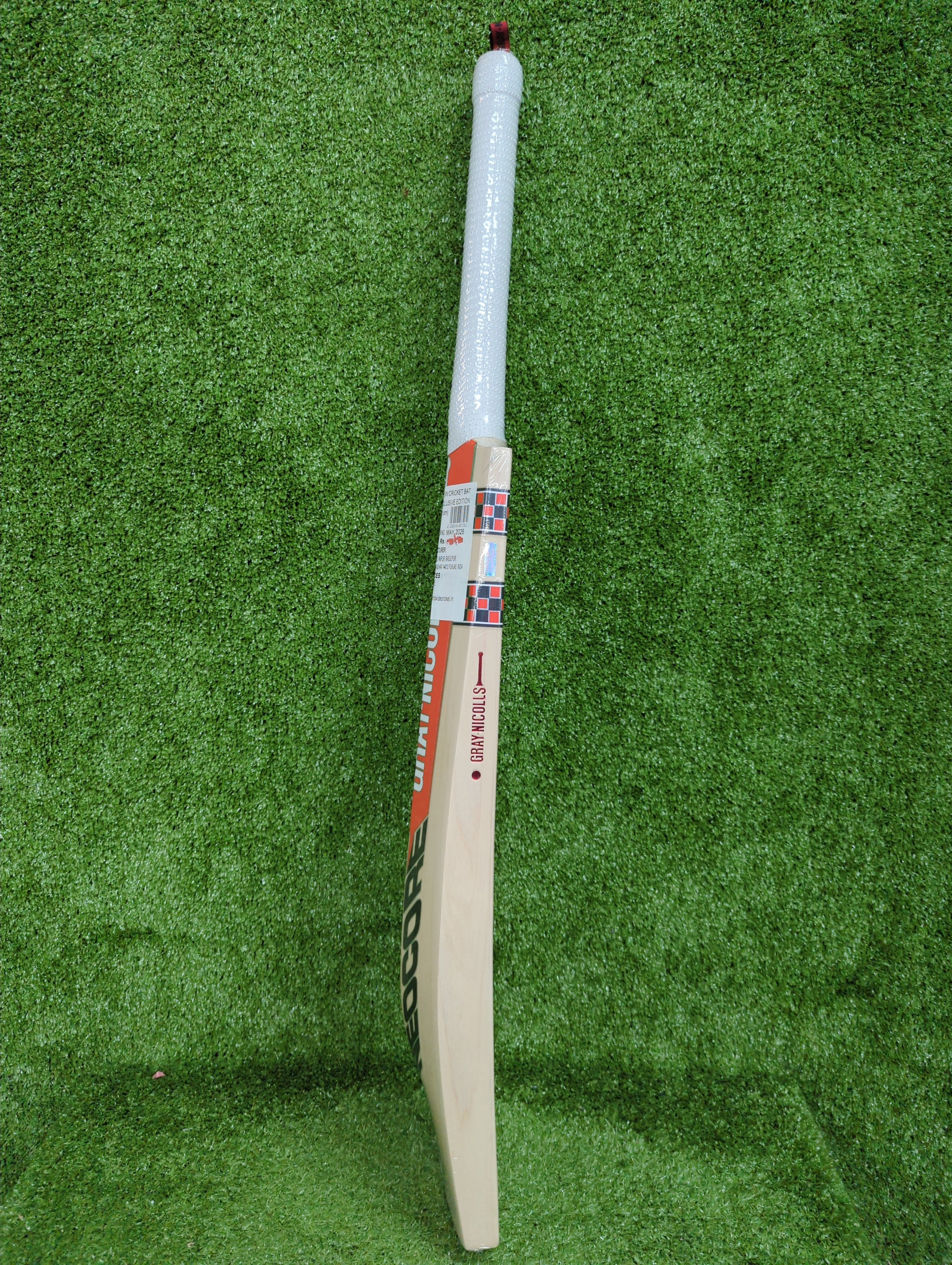Gray-Nicolls Neocore Exclusive Gen 2.0 English Willow Cricket Bat GN