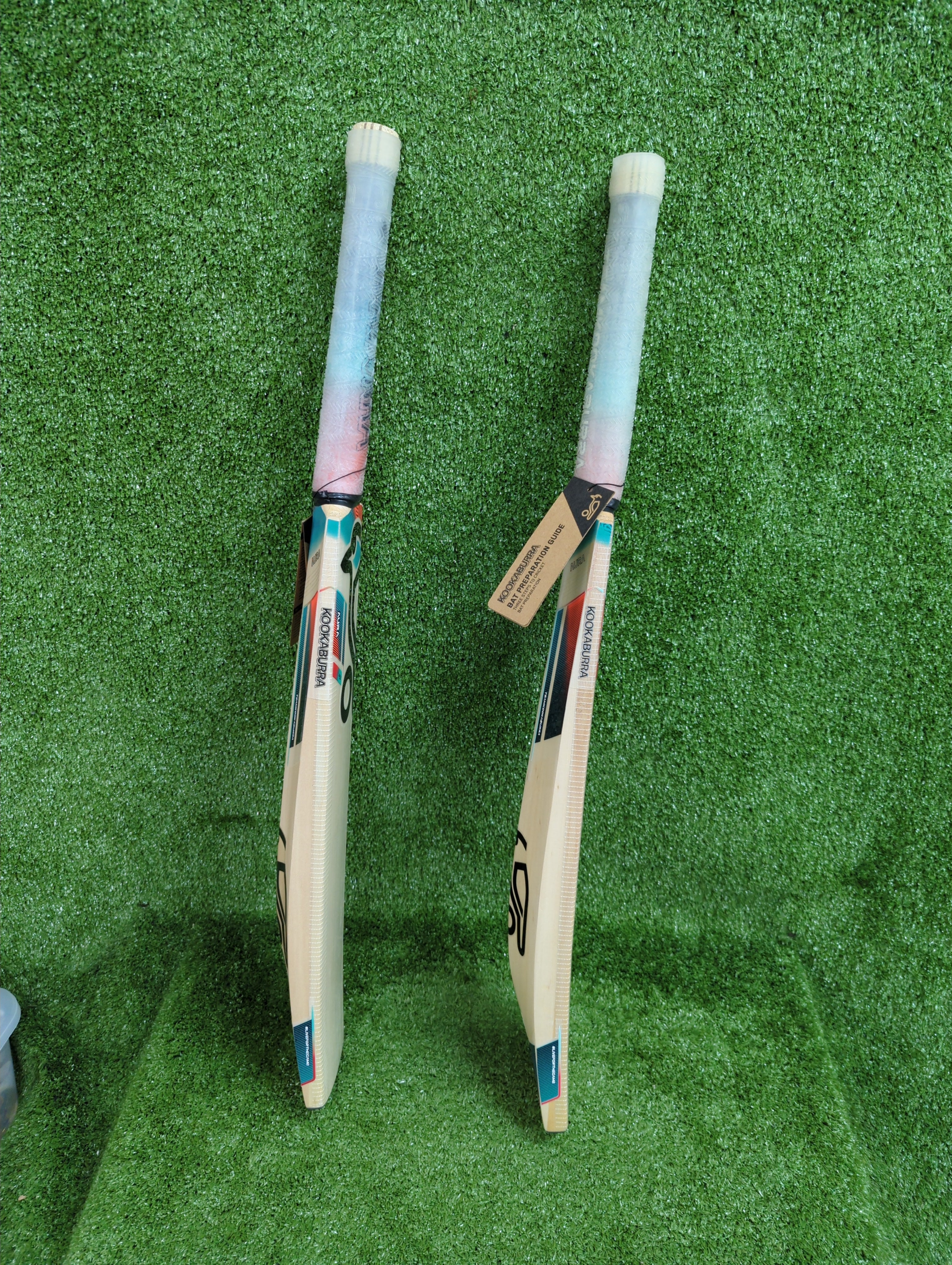 Kookaburra Aura 4.1 Junior / Youth English Willow Cricket Bat