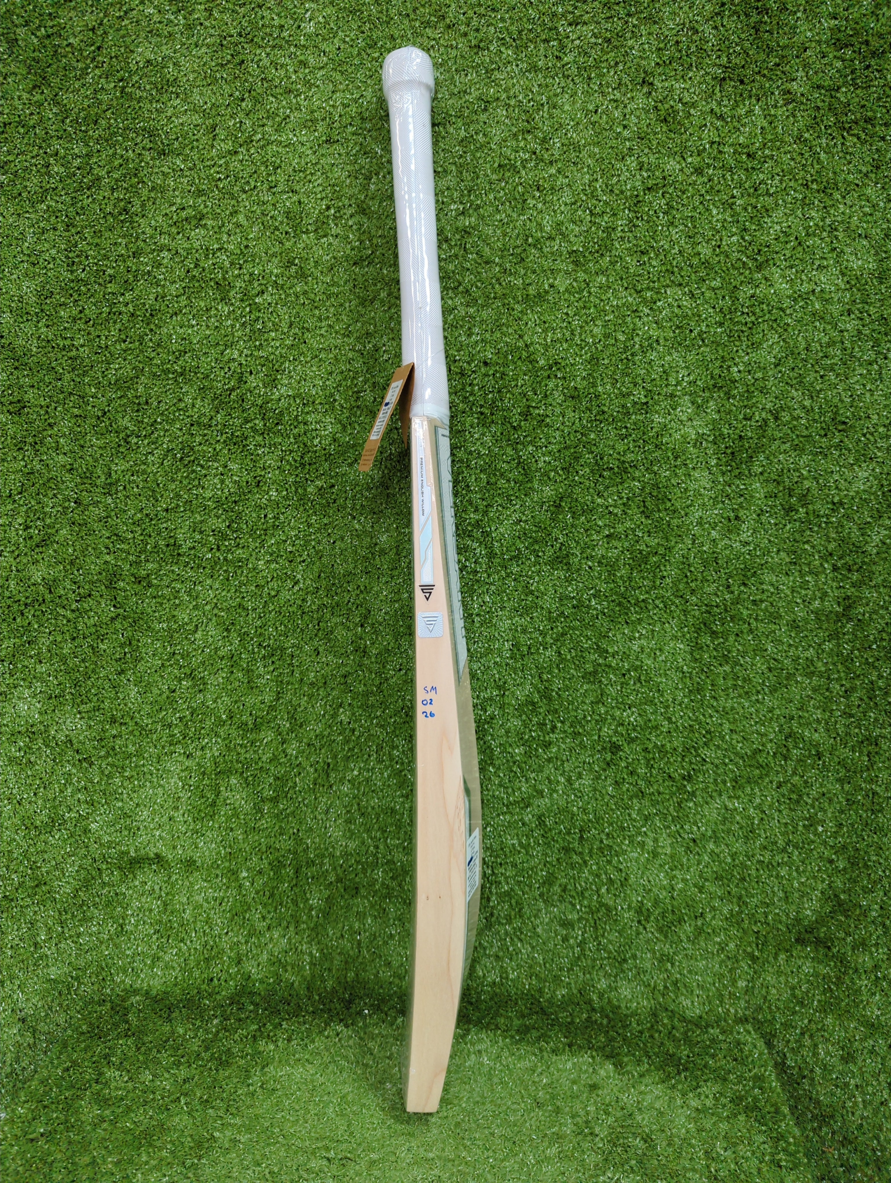 Versant Lit English Willow Cricket Bat - back view - TopCricketStore