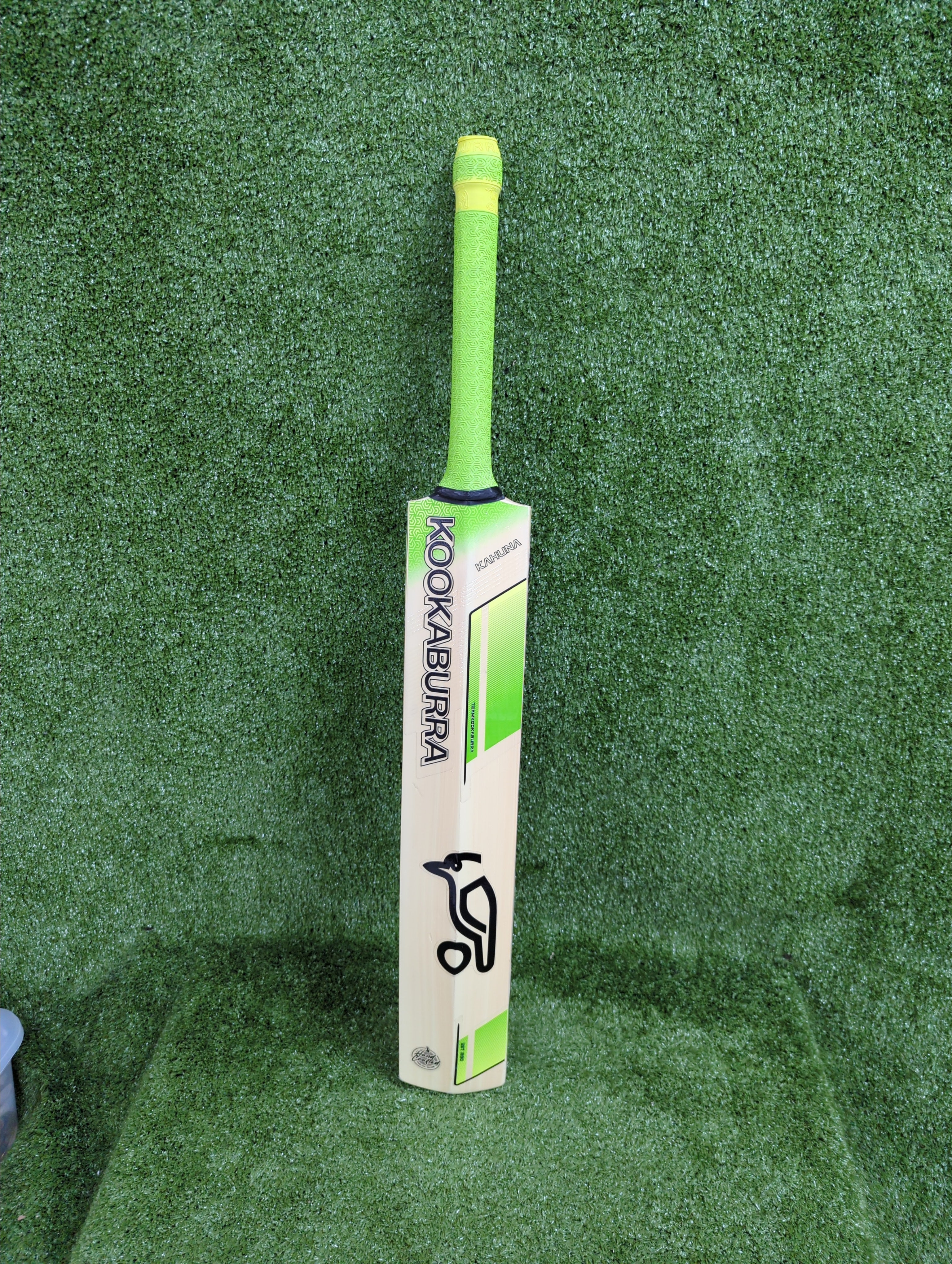 Kookaburra Kahuna 6.5 Harrow English Willow Cricket Bat