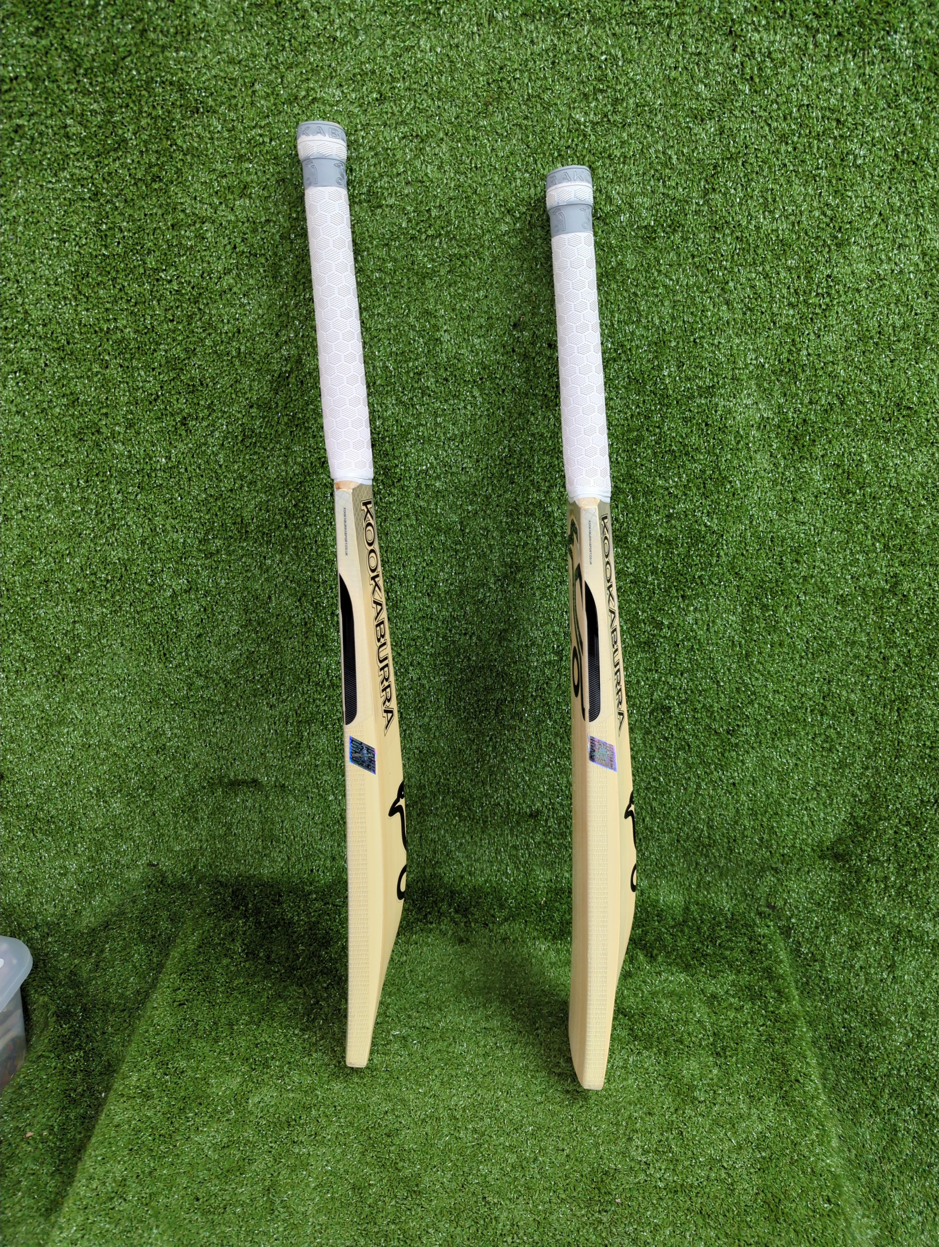 Kookaburra Nickel 6.5 Junior / Youth English Willow Cricket Bat