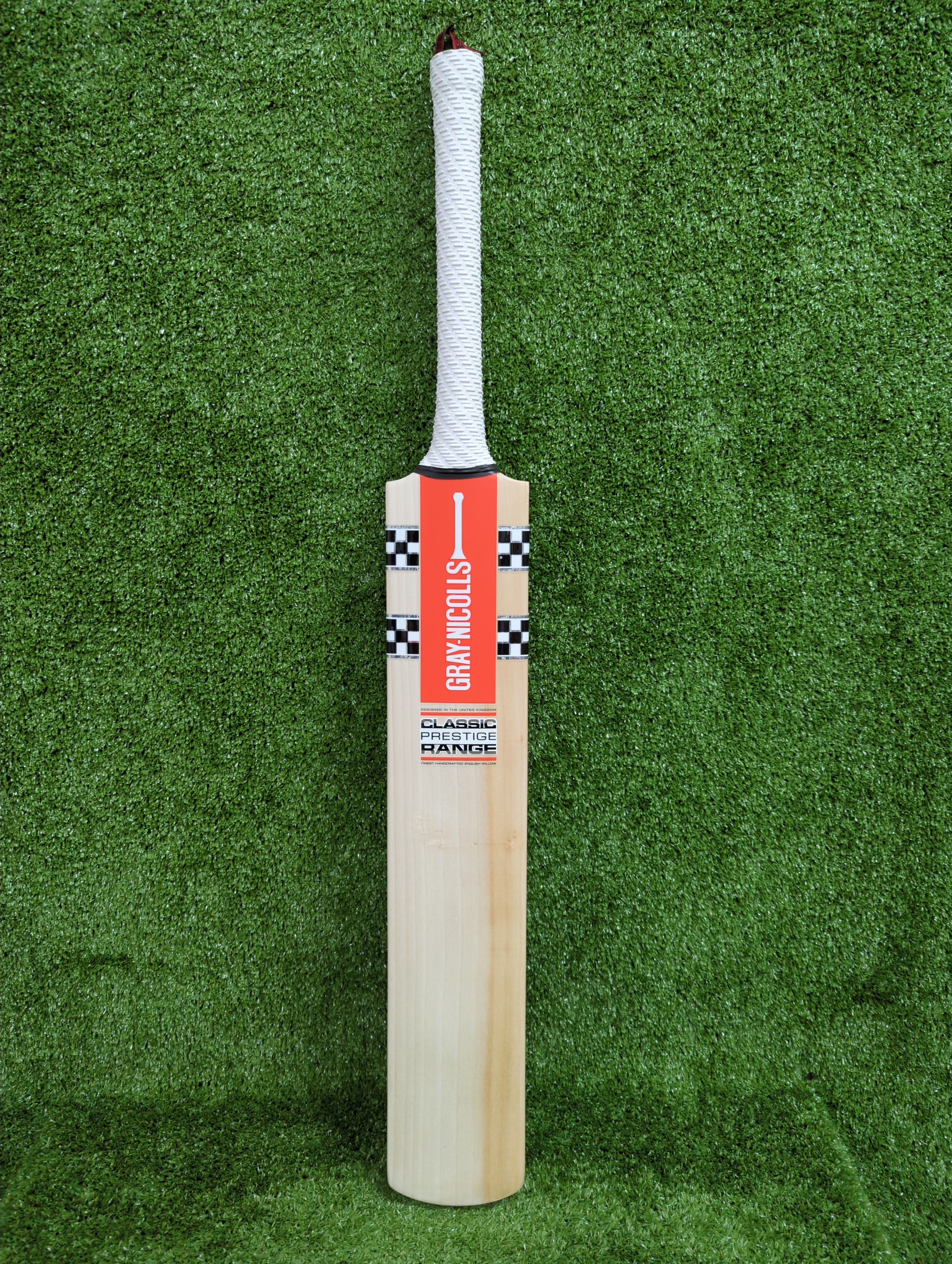 Gray-Nicolls Classic Prestige Range Youth Harrow English Willow Cricket Bat