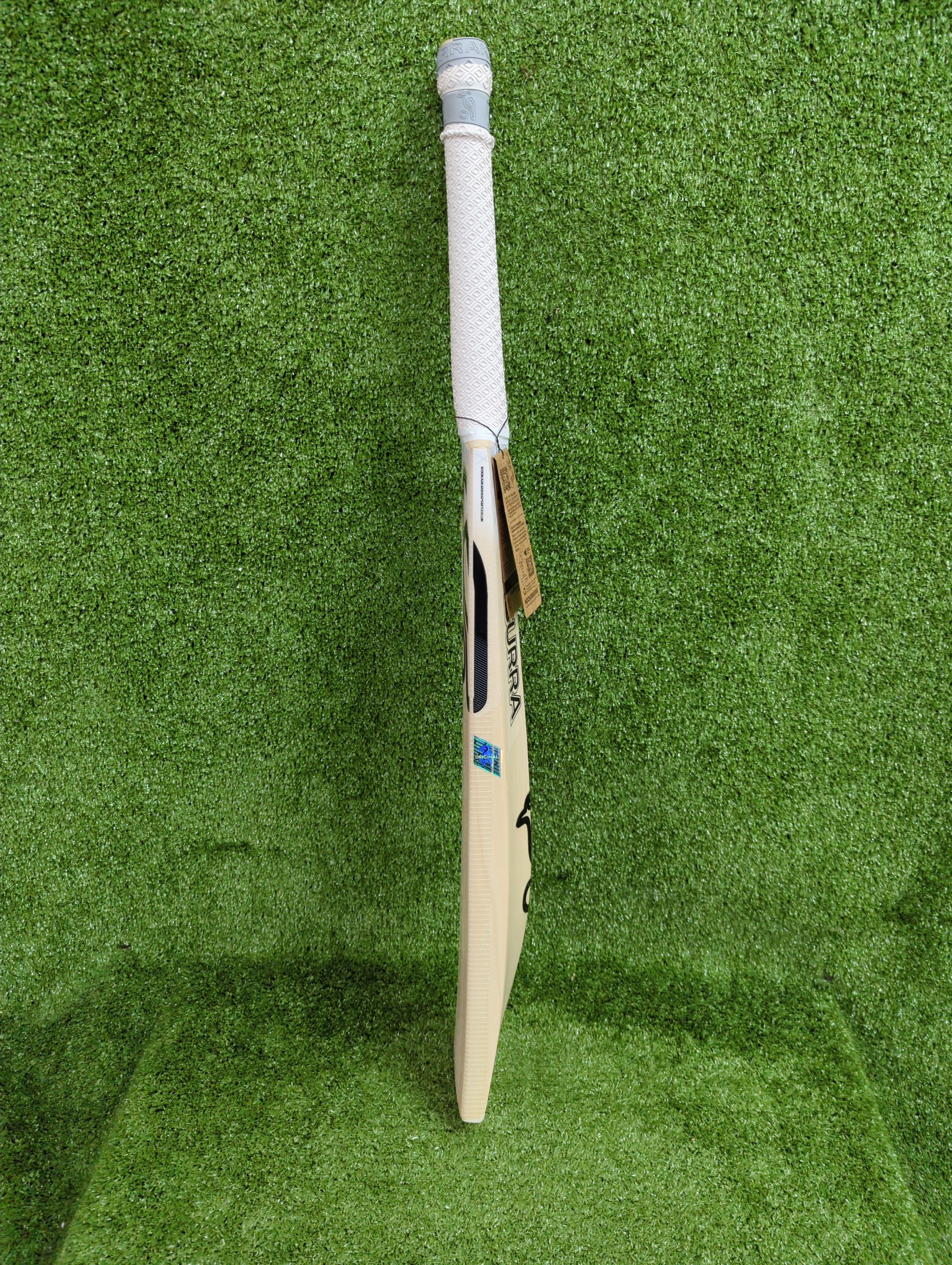 Kookaburra Ghost 6.4 Harrow English Willow Cricket Bat