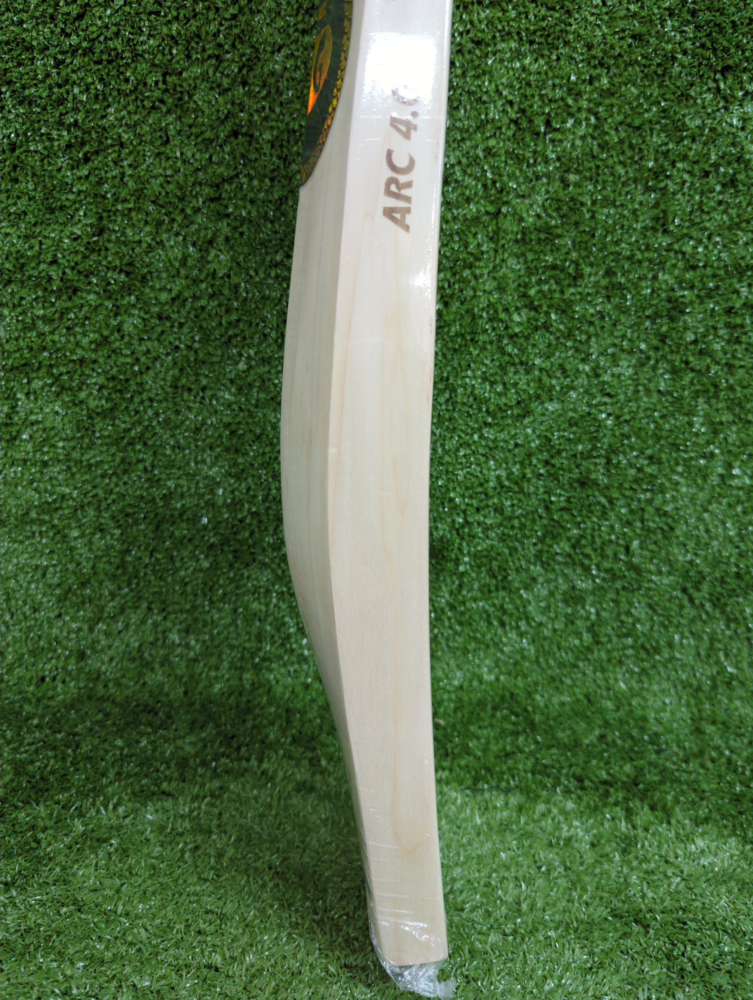 SG King Cobra Arc 4.0 English Willow Cricket Bat