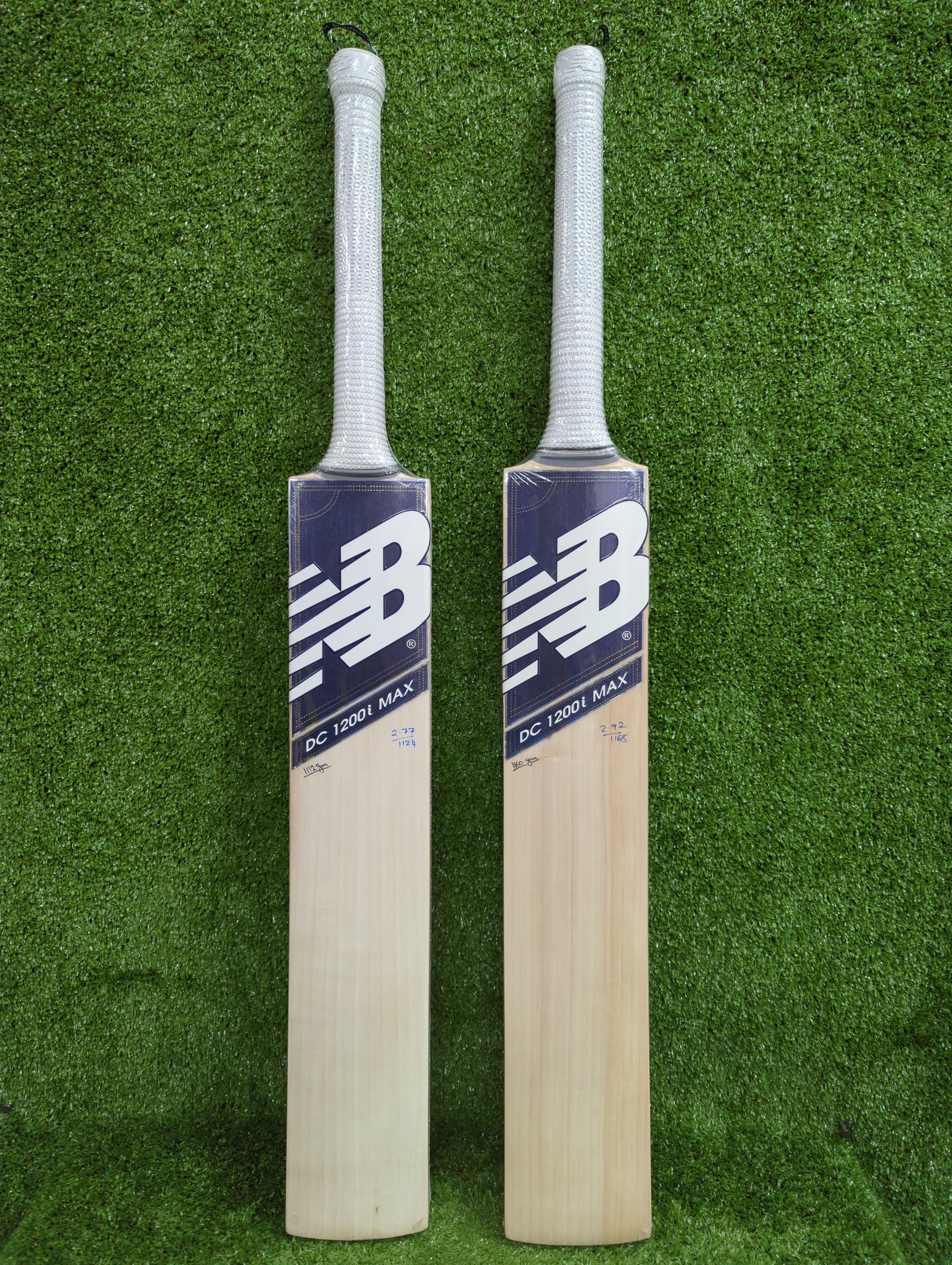 NB DC 1200I Max Adult English Willow Cricket Bat