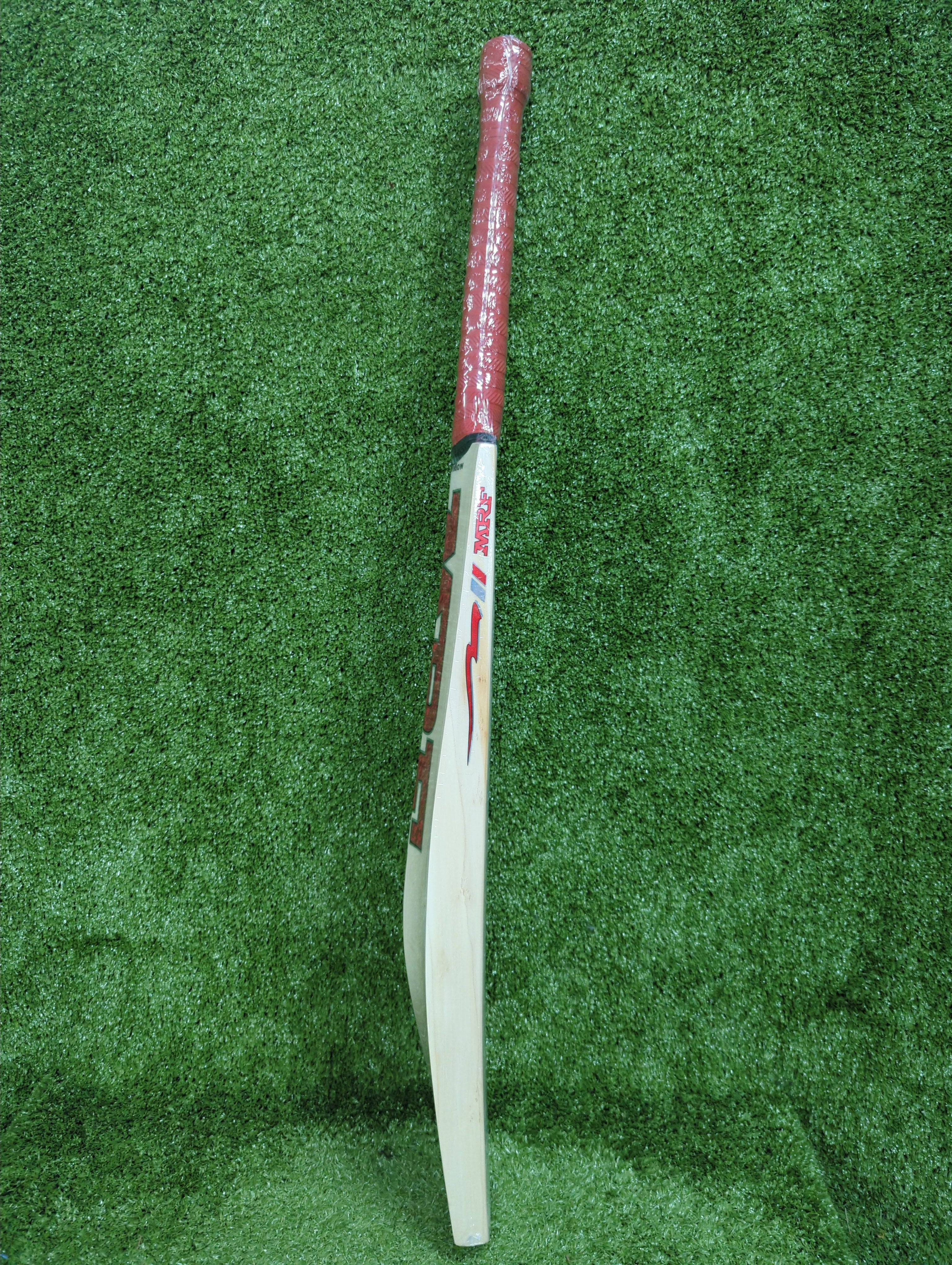 MRF Genius Run Machine VK 18 Cricket Bat English Willow