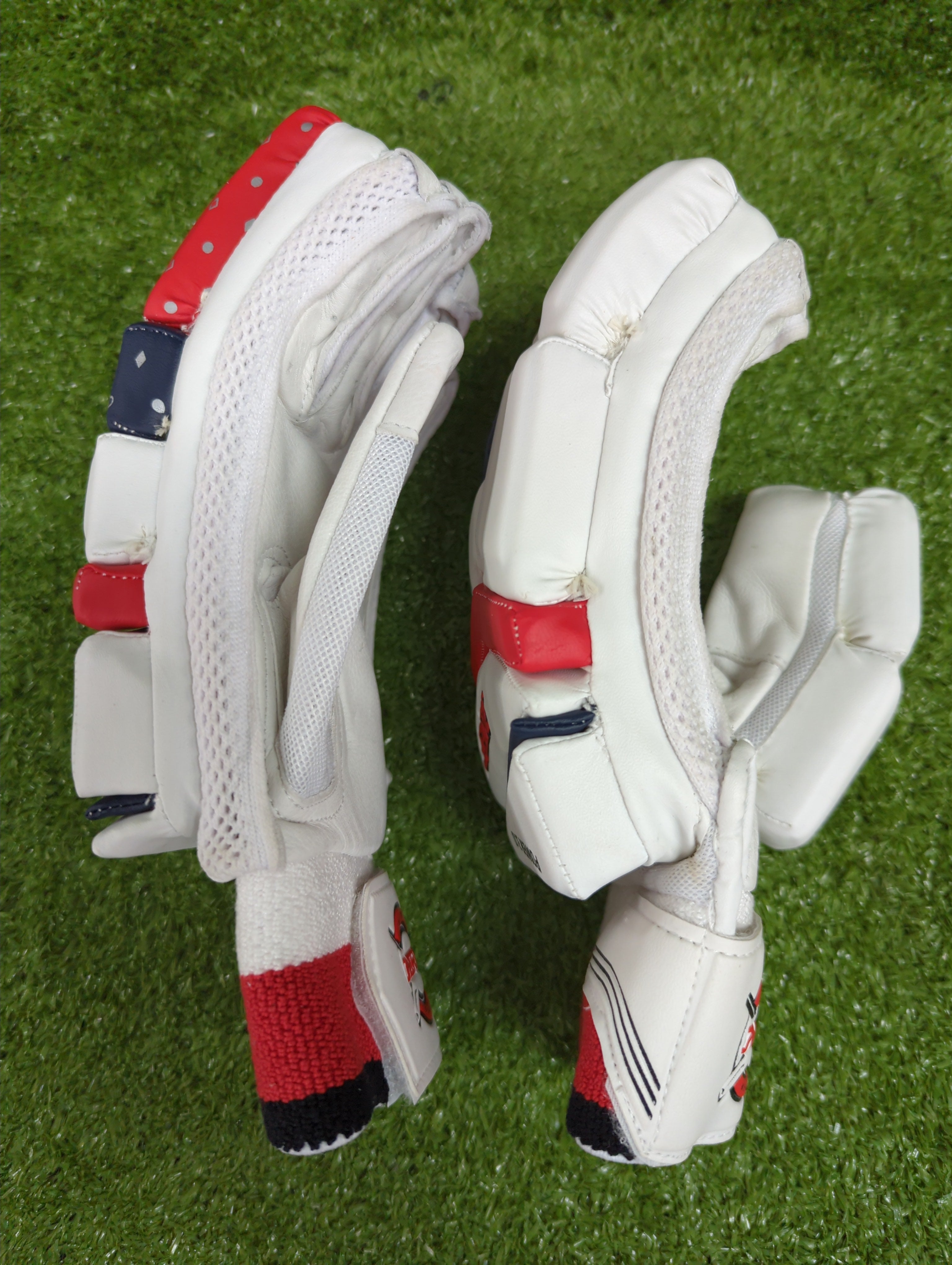 MRF Power 3.0 Adult Cricket Batting Gloves