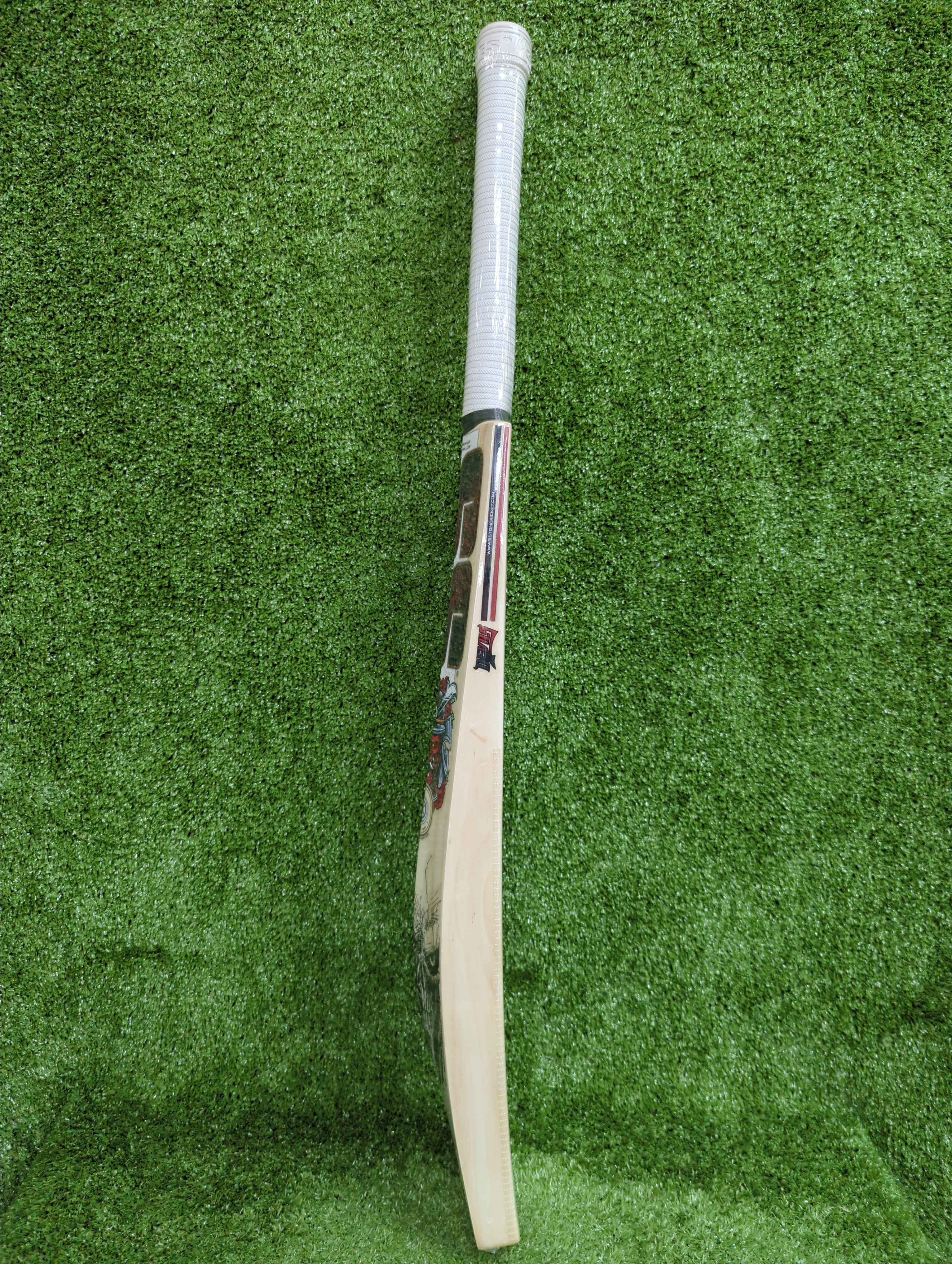 SS Devils Super Six Red Premium Kashmir Willow Cricket Bat