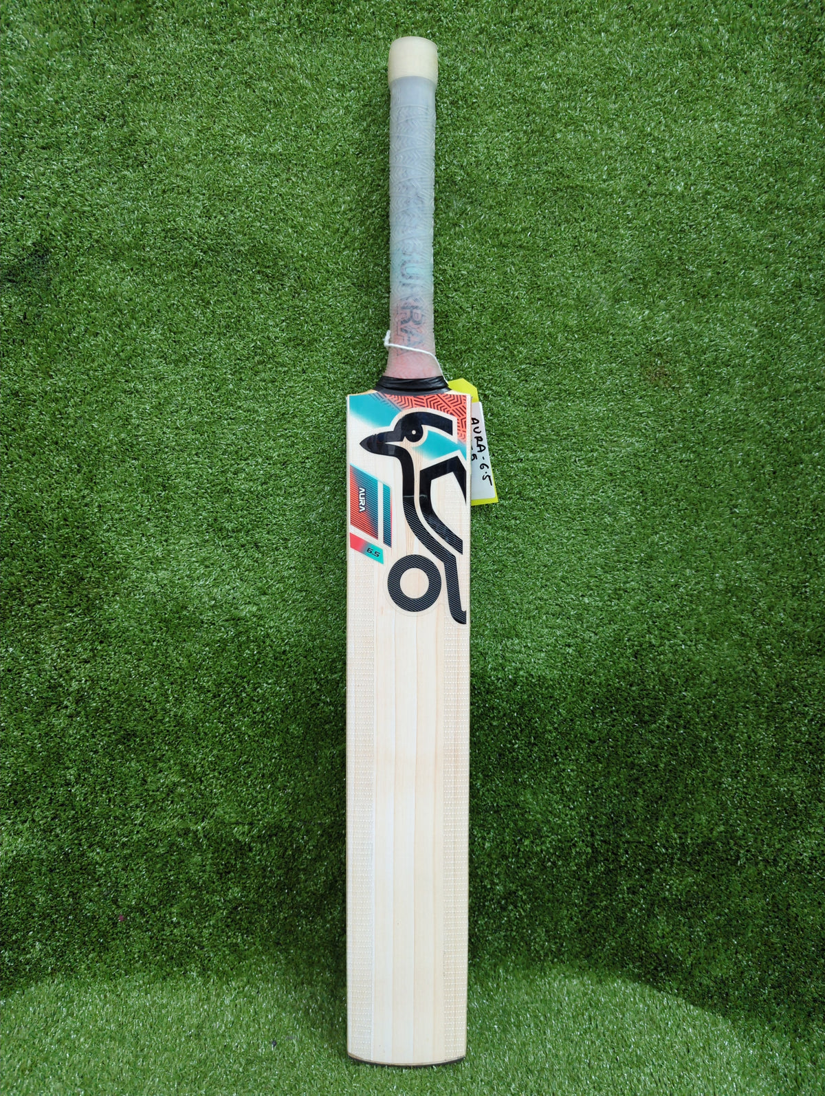 Kookaburra Aura 6.5 Junior / Youth English Willow Cricket Bat Kookaburra