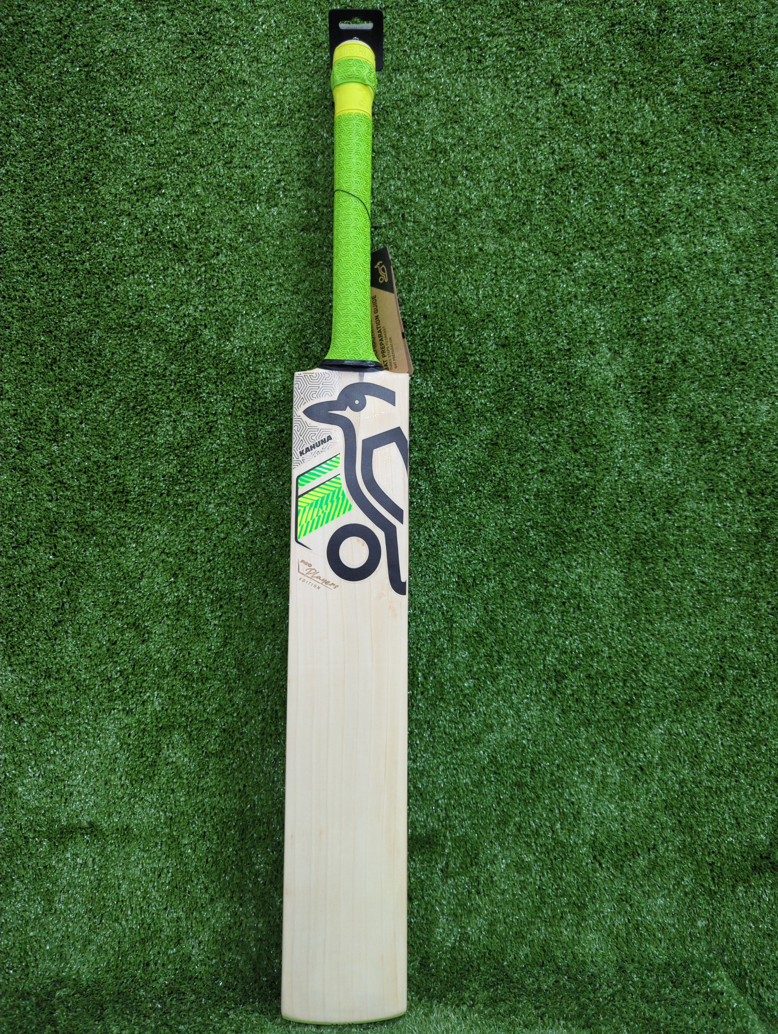 Kookaburra Kahuna Pro Players Edition English Willow Cricket Bat