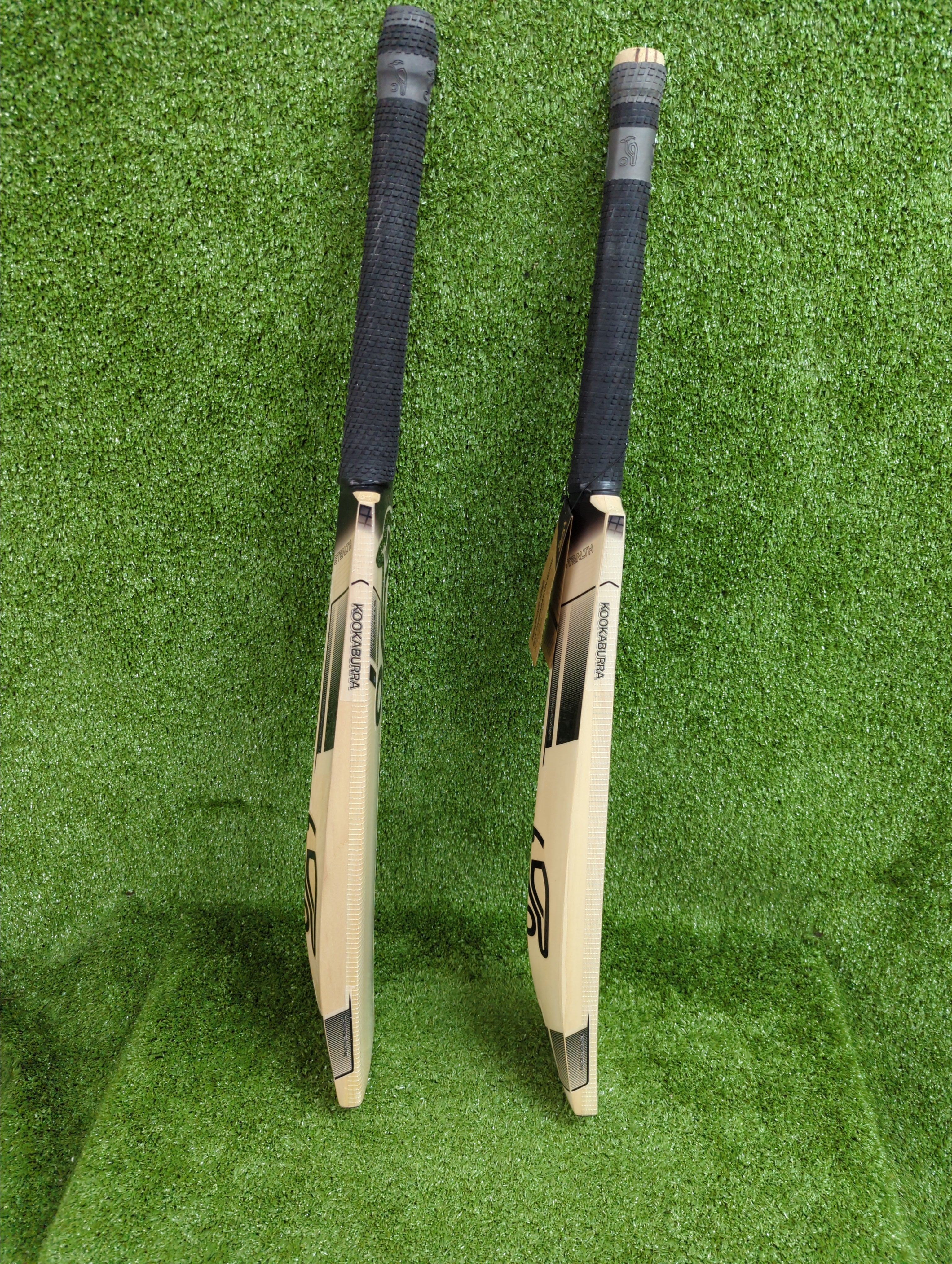 Kookaburra Stealth 3.1 Junior / Youth English Willow Cricket Bat