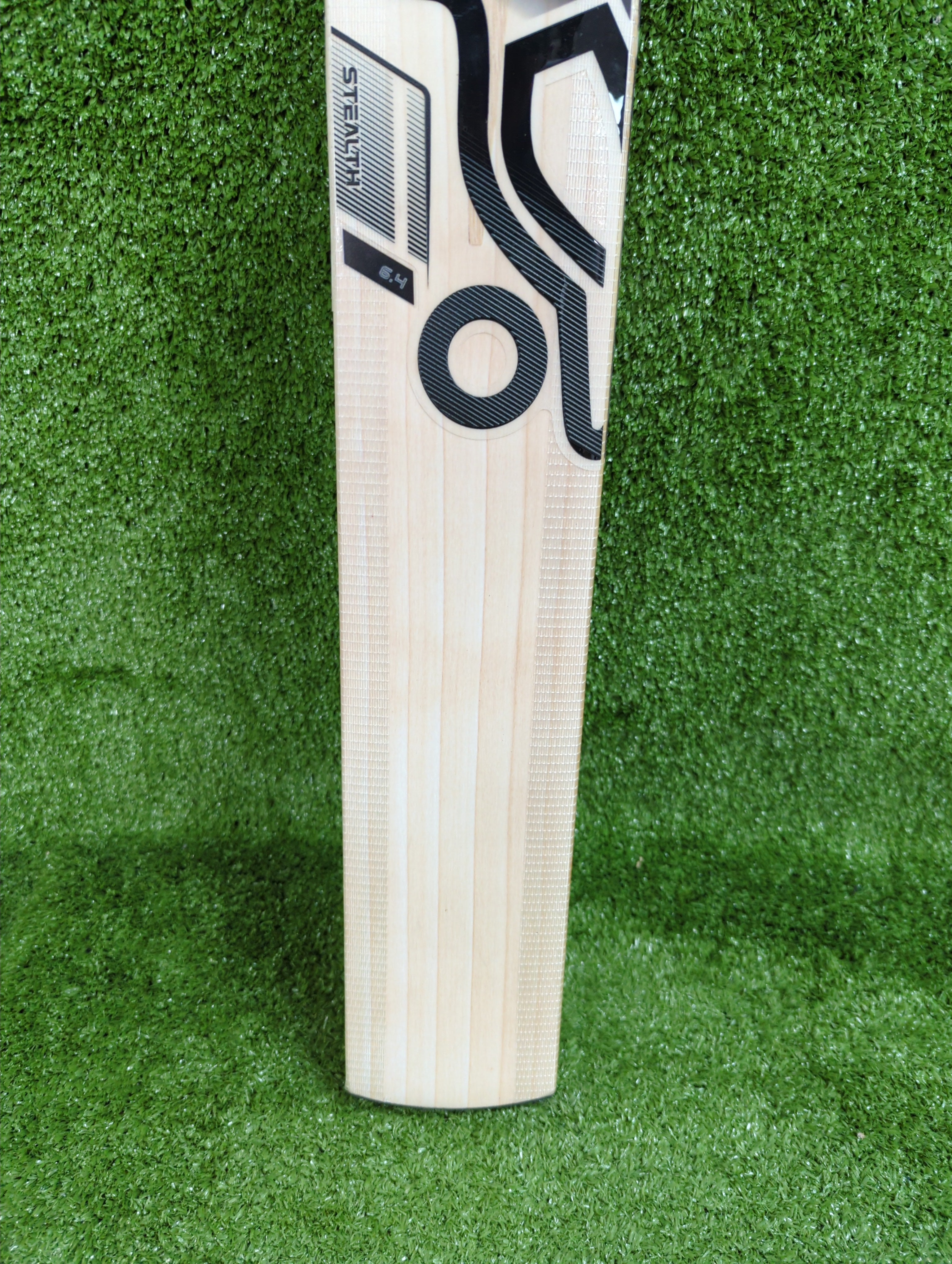Kookaburra Stealth 6.4 English Willow Cricket Bat