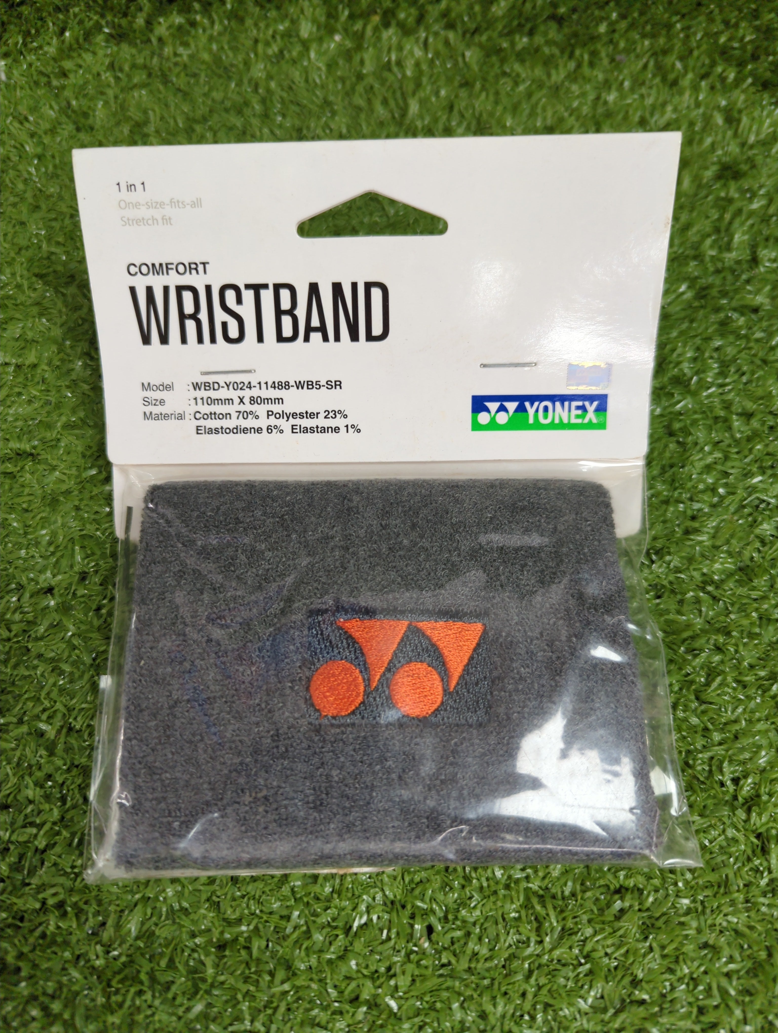 Close up of the embroidered Yonex logo and premium cotton texture on the sweatband.