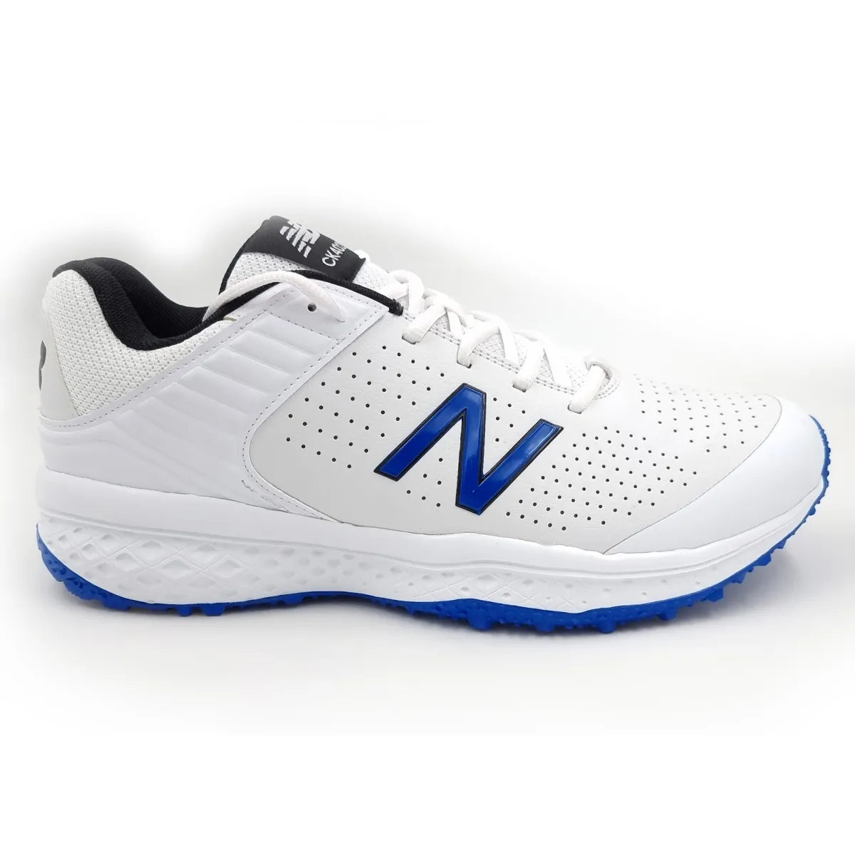 New balance cricket spikes 2019 best sale
