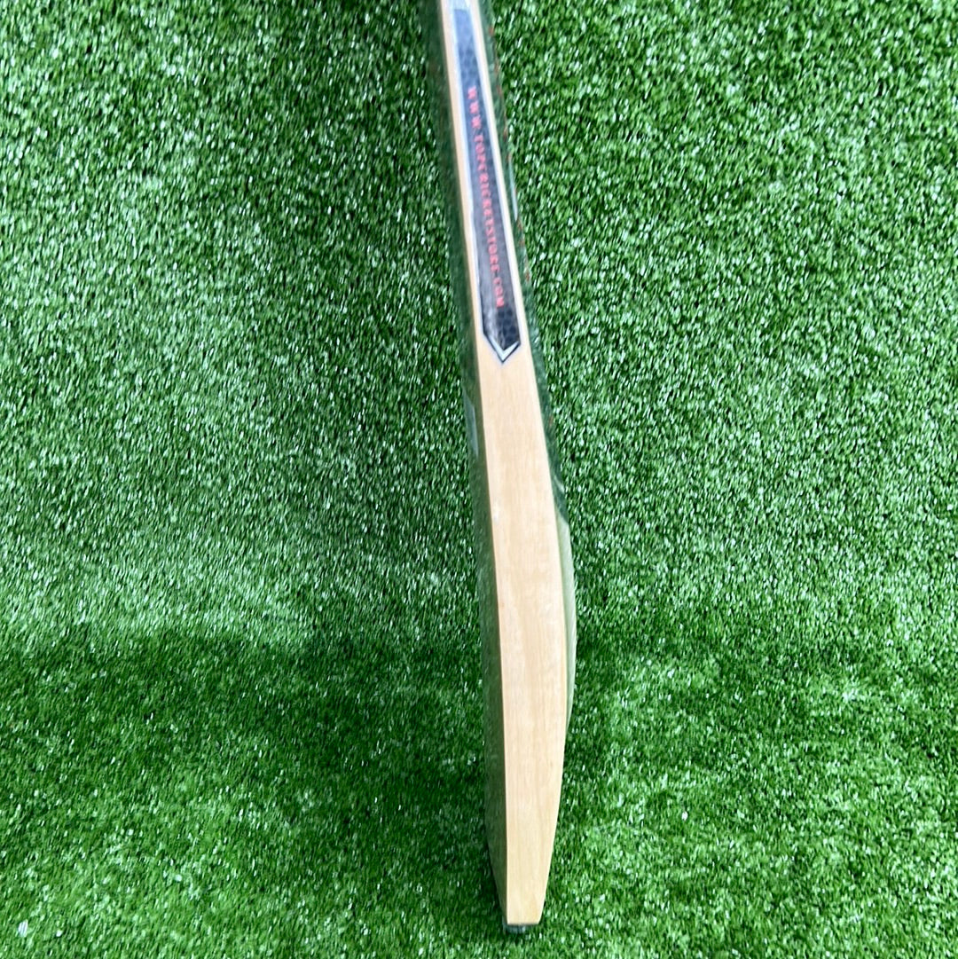 Raydn Fire (Hardik Pandya Profile) Kashmir Willow Light Weight Junior Tennis Ball Cricket Bat