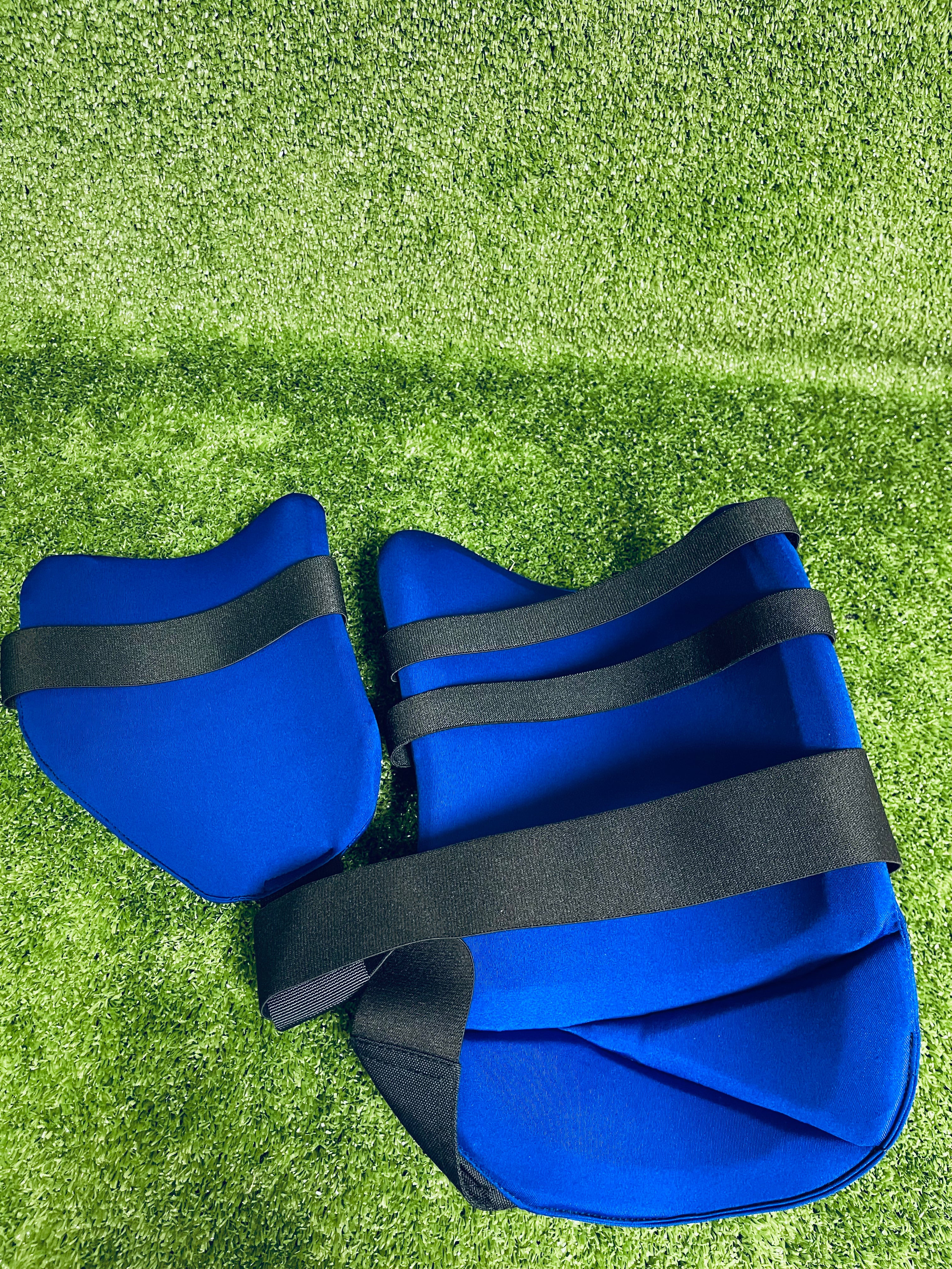 Moonwalkr Endos Adult Cricket Thigh Guards