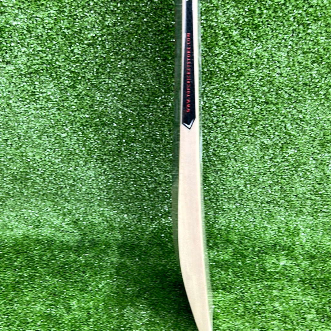 Raydn Thunder (Virat Kohli Profile) Kashmir Willow Light Weight Junior Tennis Ball Cricket Bat