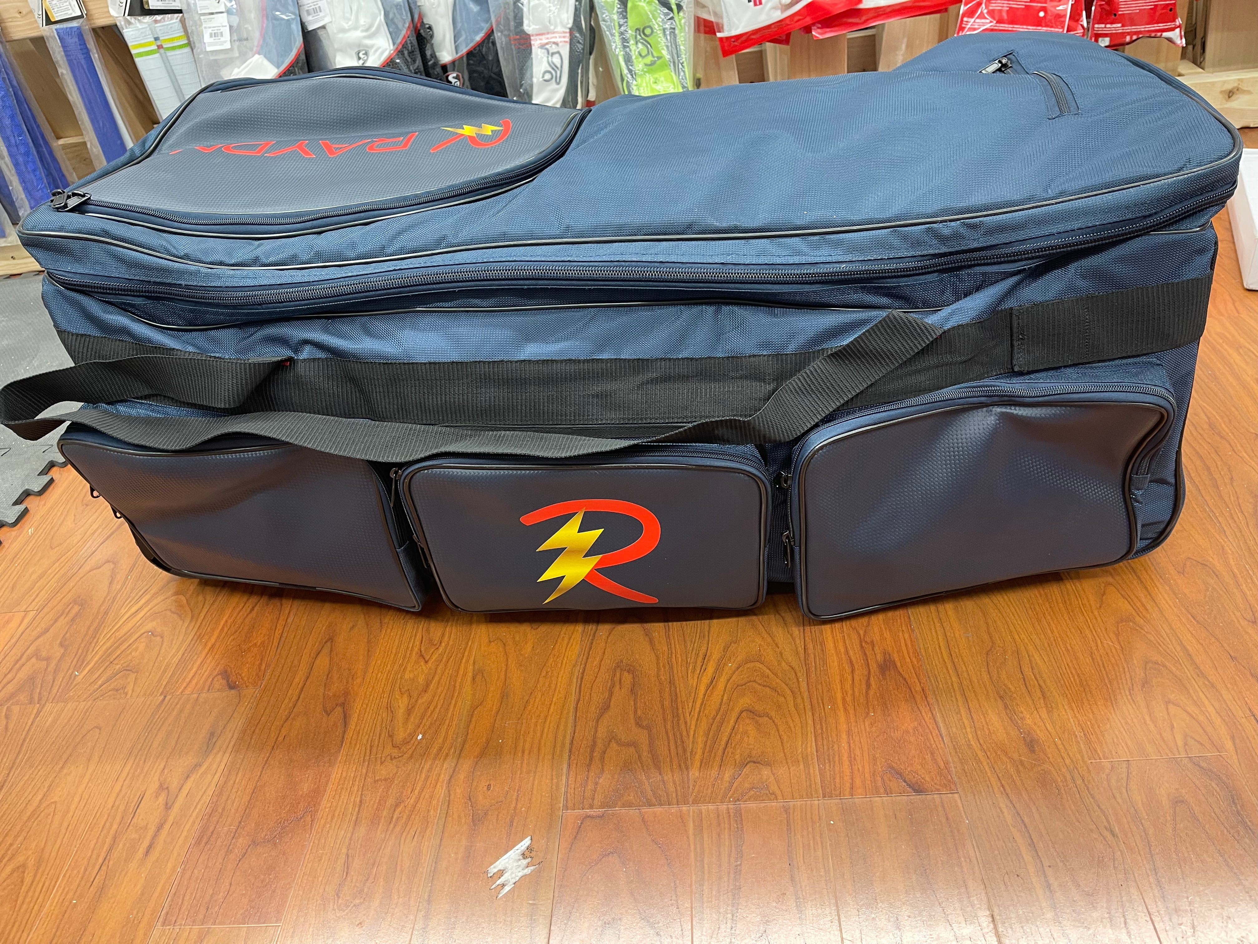 Raydn Professional Wheelie Premium Adult Cricket Kit Bag (Navy Blue / Black)