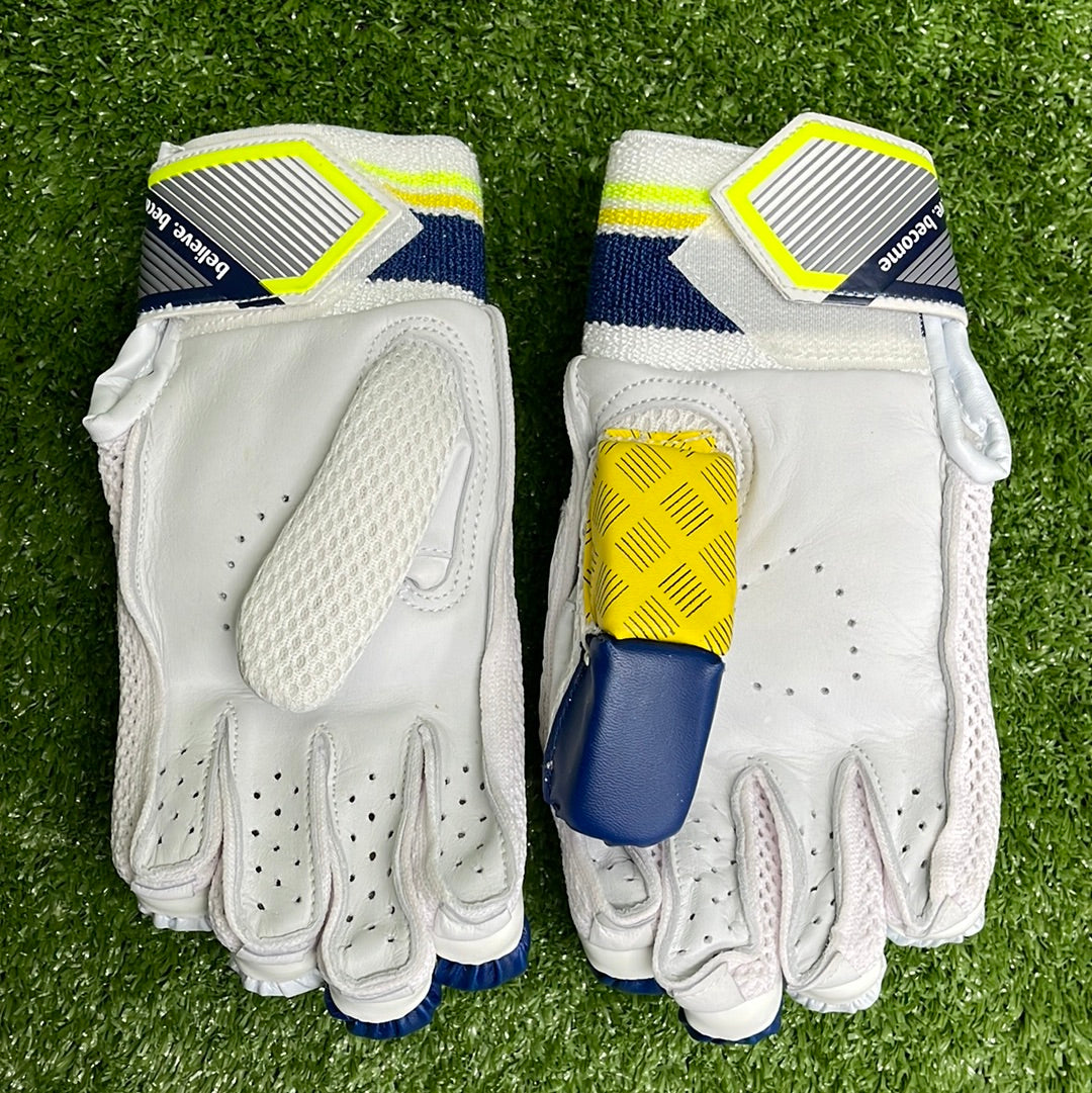 SG Litevate Junior / Youth Cricket Batting Gloves