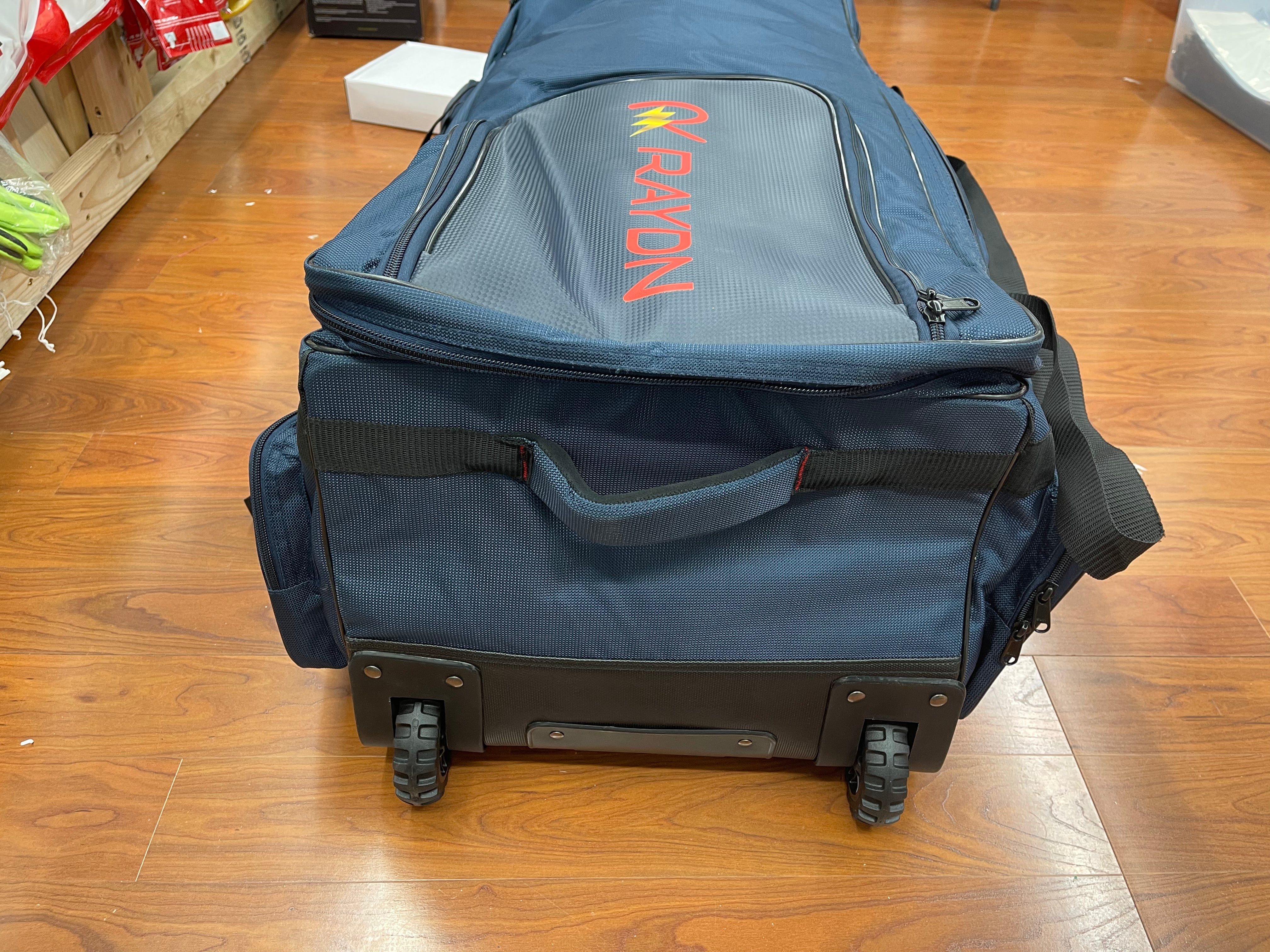 Raydn Professional Wheelie Premium Adult Cricket Kit Bag (Navy Blue / Black)