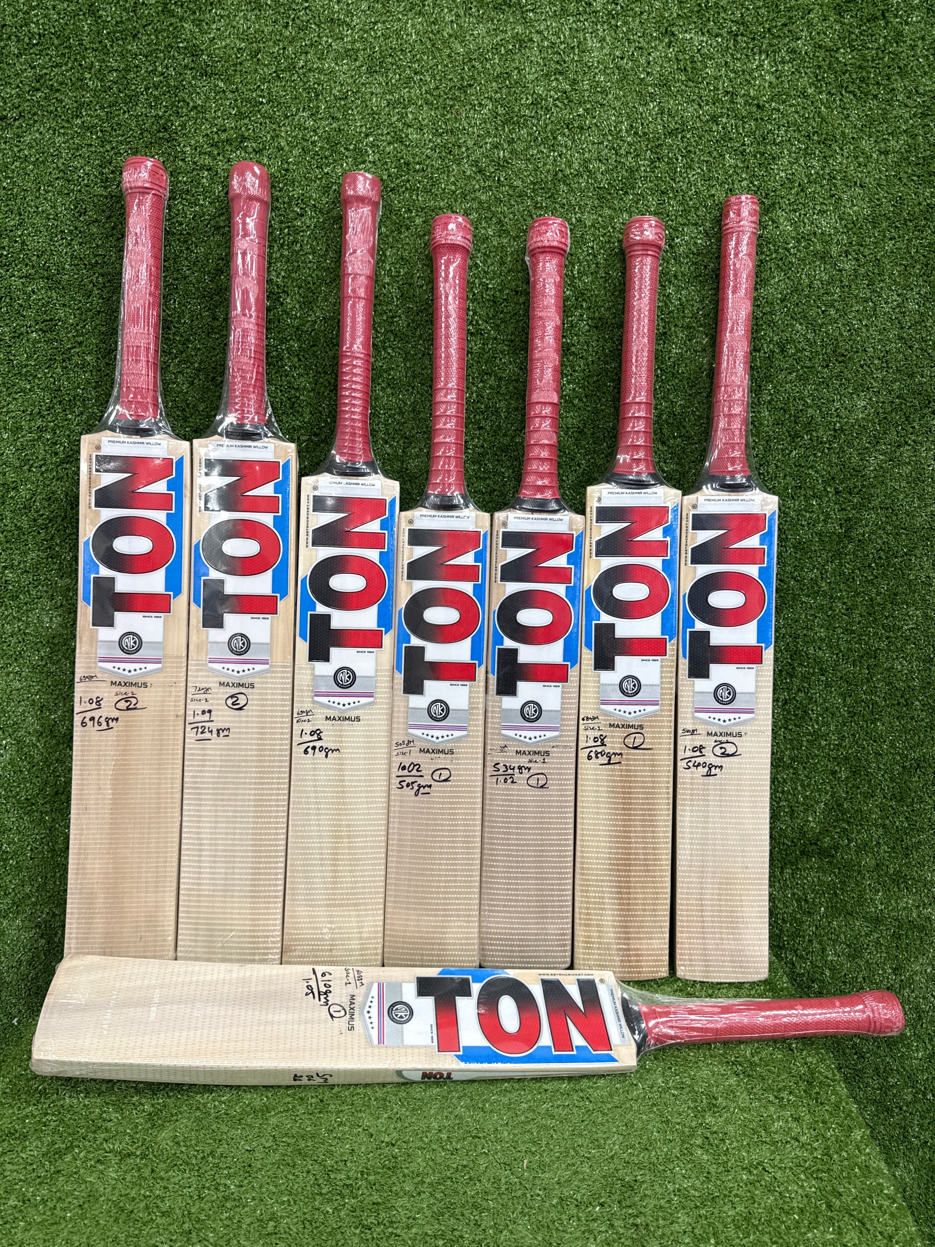 SS Ton Maximus Junior / Youth Kashmir Willow Cricket Bat