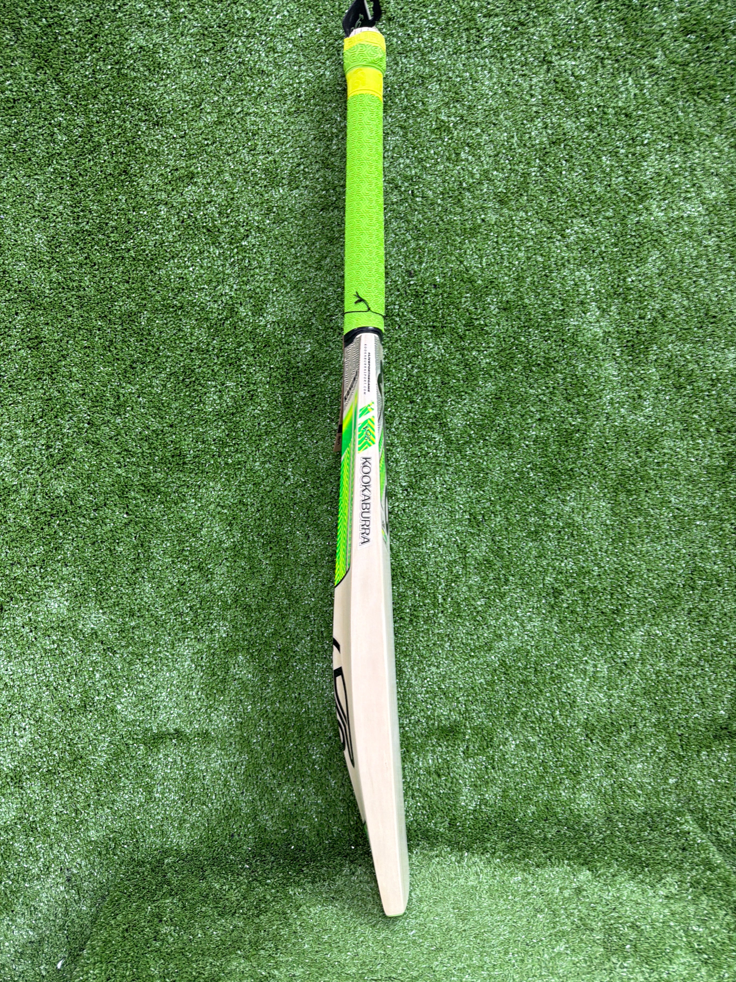 Kookaburra Kahuna 5.1 Legend English Willow Cricket Bat