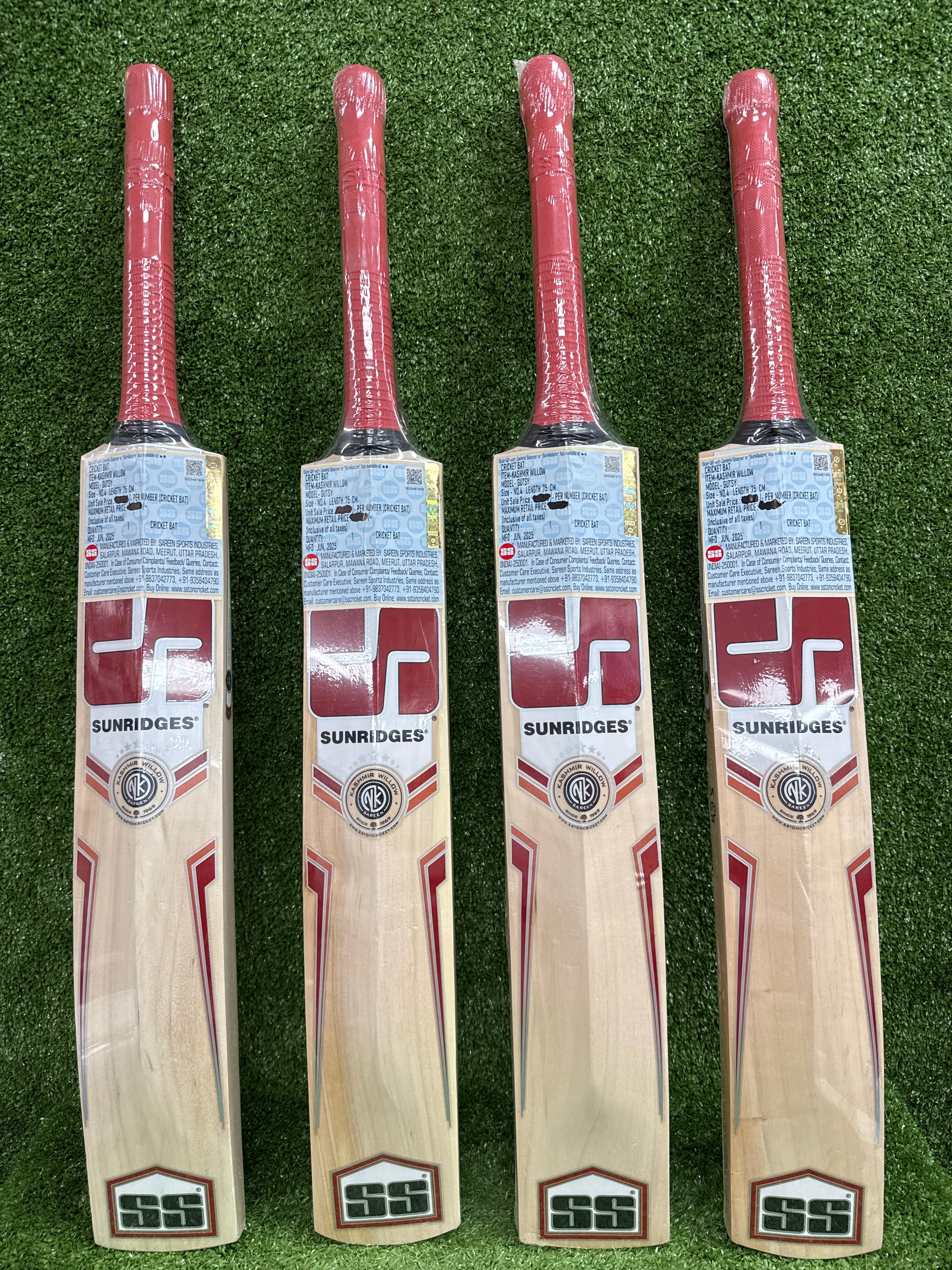 SS Gutsy Junior/Youth  Kashmir Willow Cricket Bat