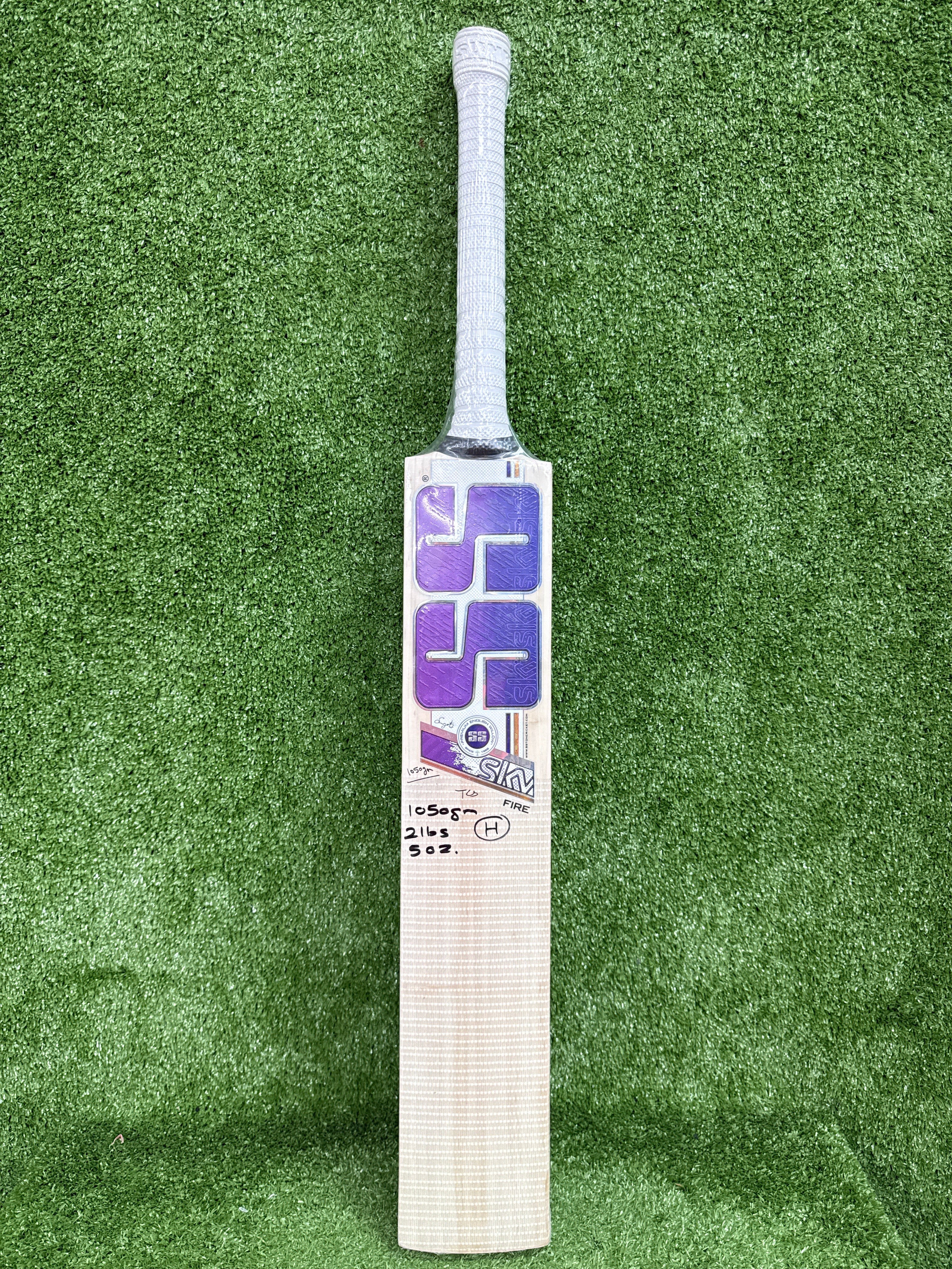 SS Sky Fire Harrow English Willow Cricket Bat